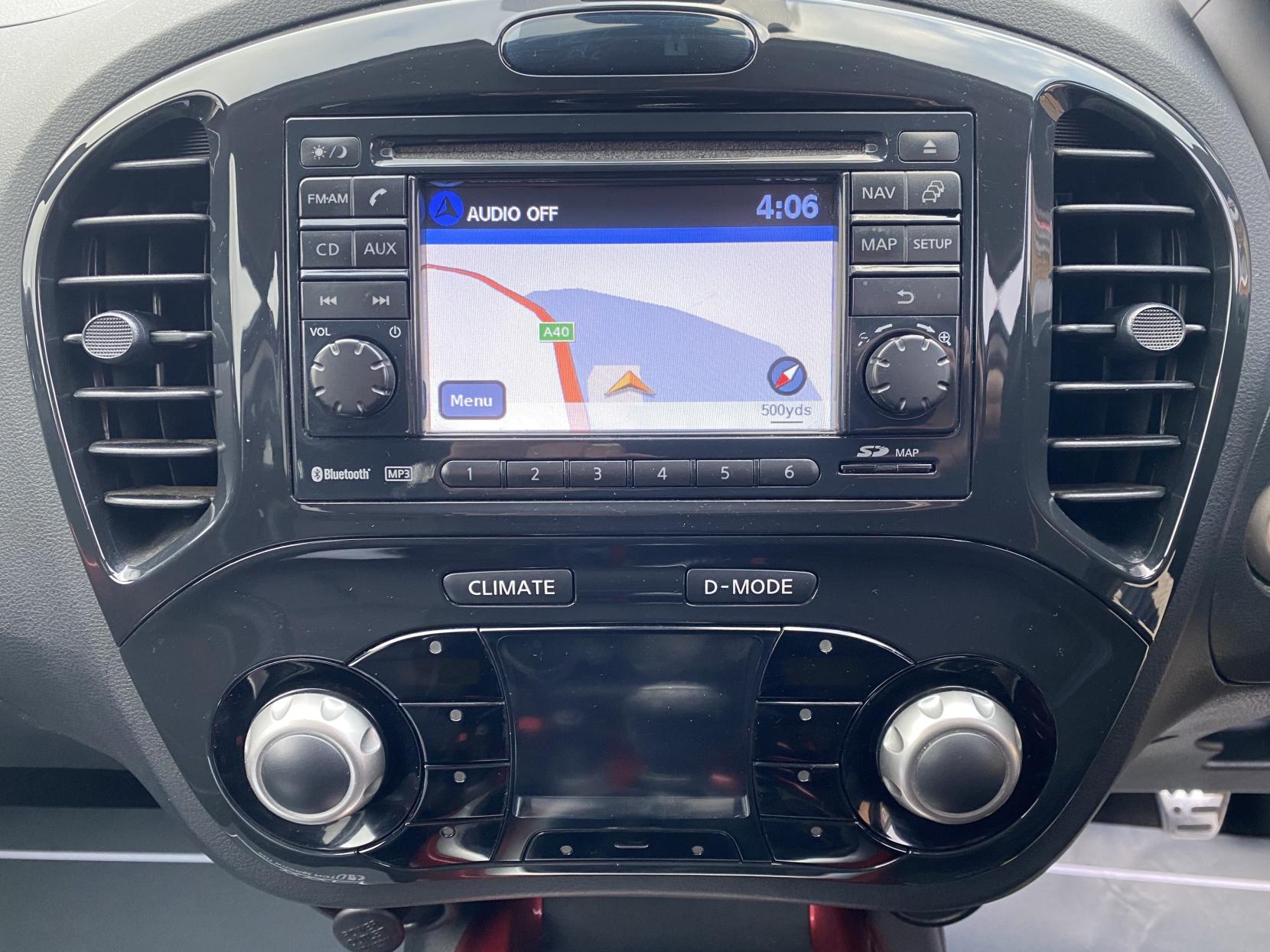 Nissan Juke 1.6 DIG-T Tekna SUV 5dr Petrol Manual Euro 5 (190 ps)