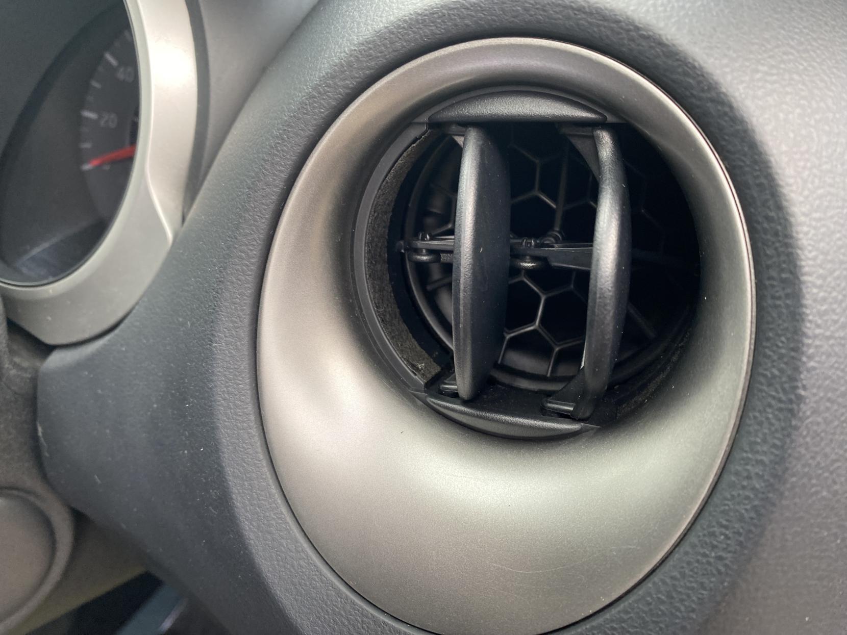 Nissan Juke 1.6 DIG-T Tekna SUV 5dr Petrol Manual Euro 5 (190 ps)