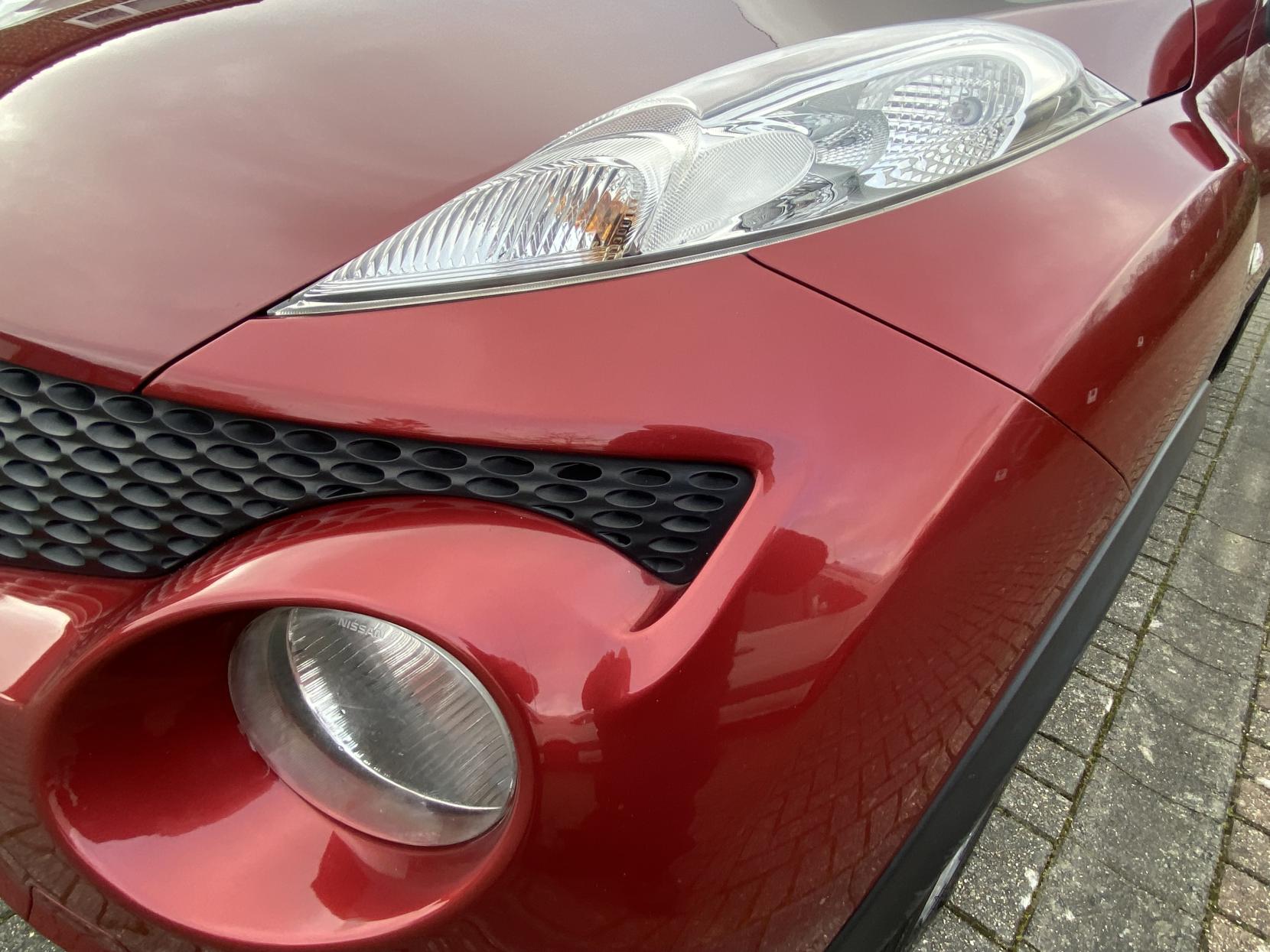 Nissan Juke 1.6 DIG-T Tekna SUV 5dr Petrol Manual Euro 5 (190 ps)