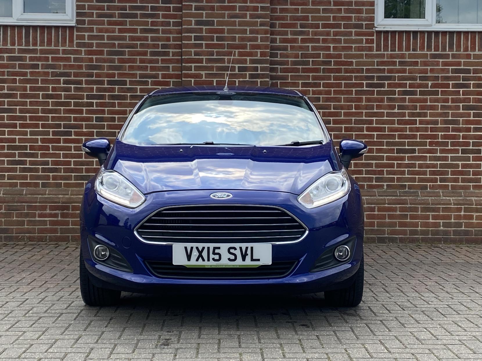 Ford Fiesta 1.0T EcoBoost Titanium Hatchback 5dr Petrol Powershift Euro 5 (100 ps)