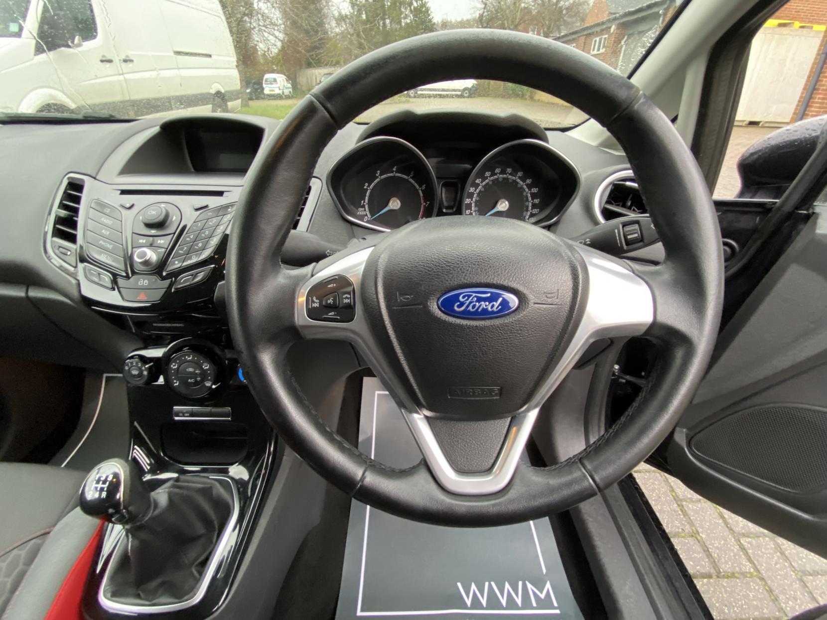 Ford Fiesta 1.0T EcoBoost Zetec S Hatchback 3dr Petrol Manual Euro 5 (s/s) (125 ps)