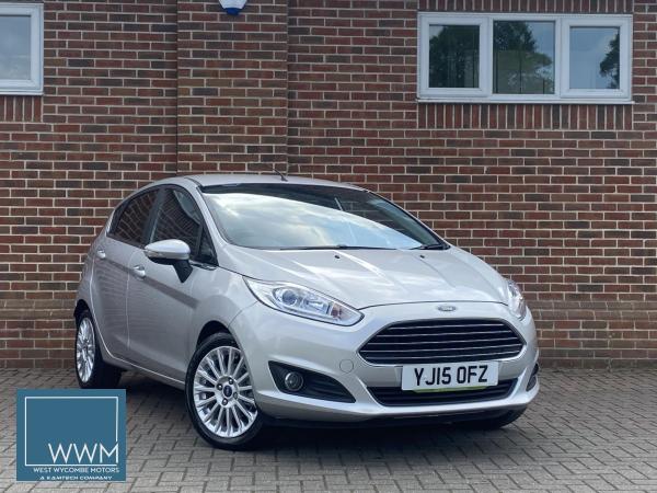 Ford Fiesta 1.0T EcoBoost Titanium Hatchback 5dr Petrol Manual Euro 5 (s/s) (100 ps)