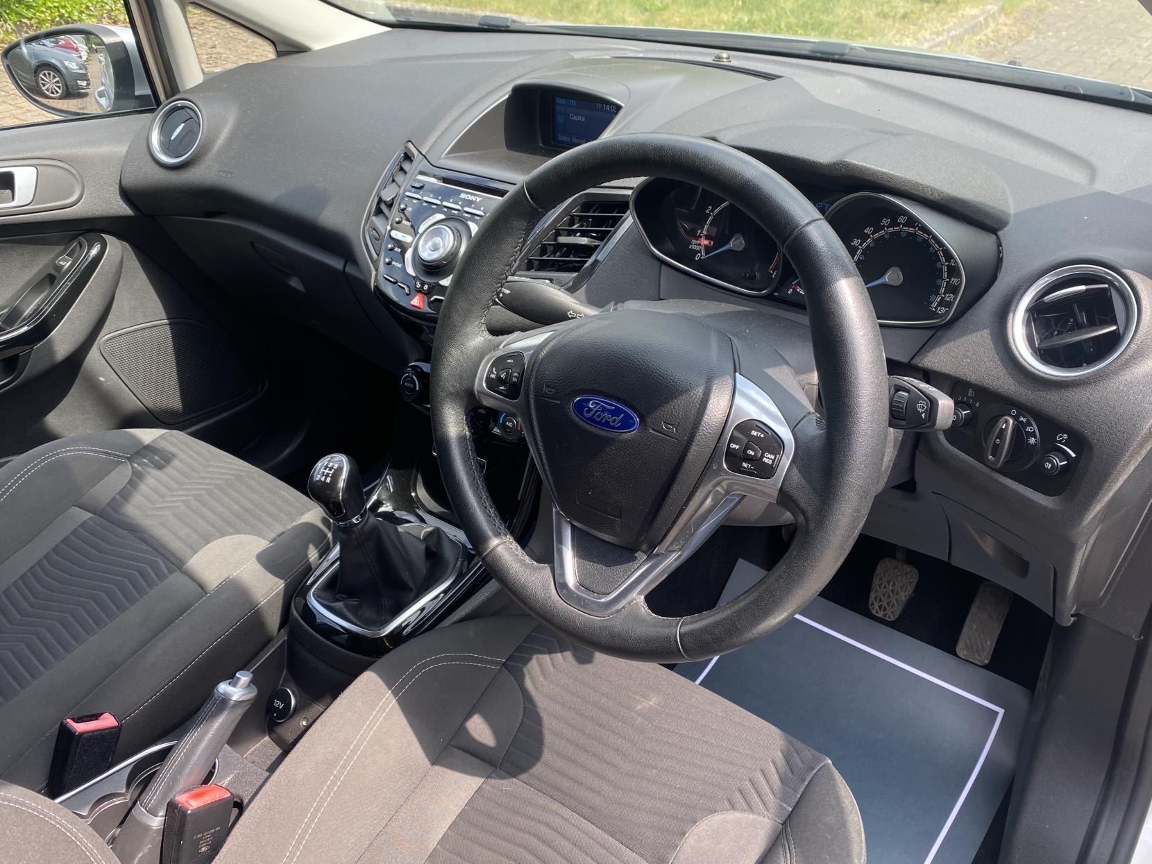 Ford Fiesta 1.0T EcoBoost Titanium Hatchback 5dr Petrol Manual Euro 5 (s/s) (100 ps)