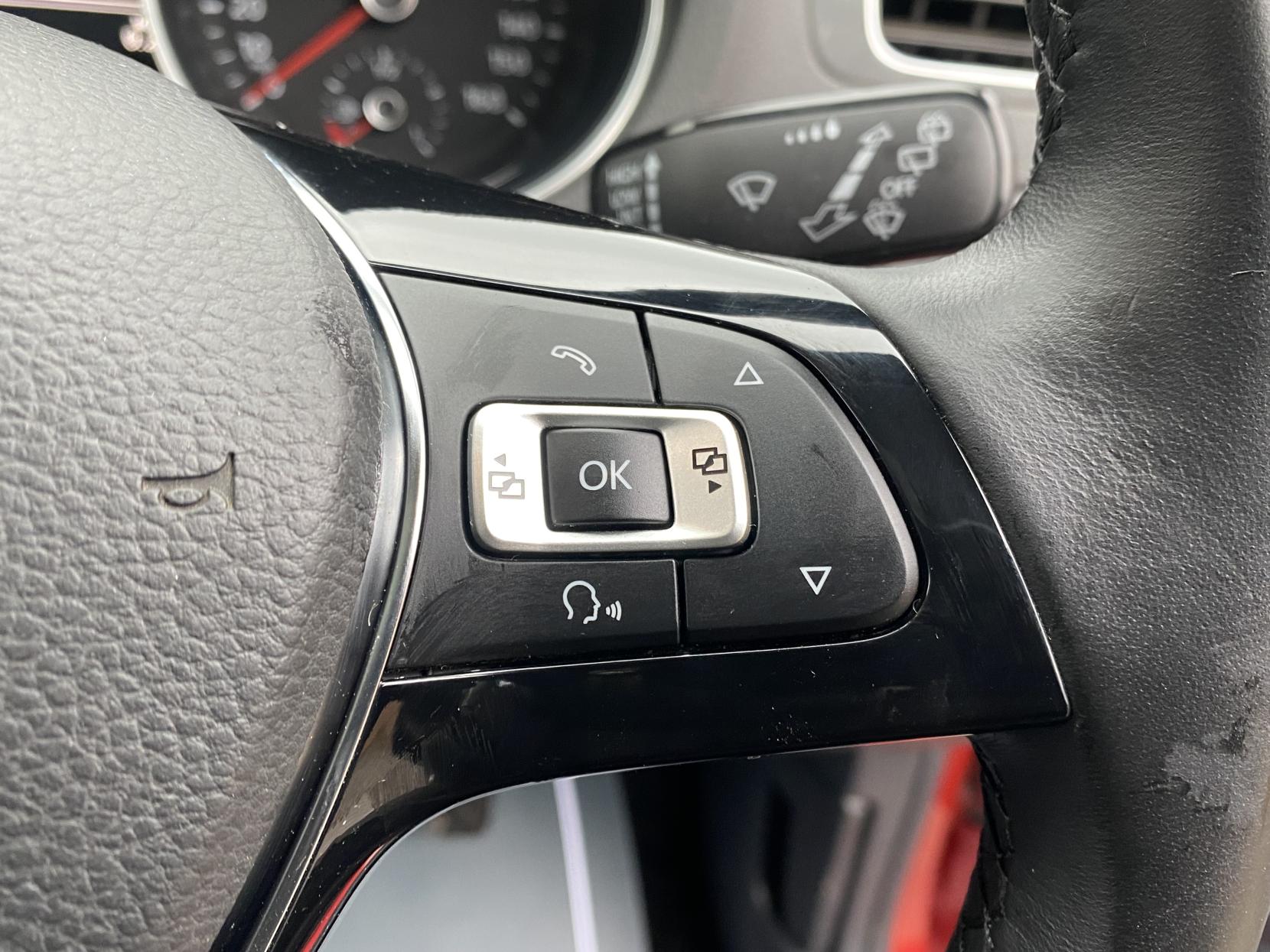 Volkswagen Polo 1.2 TSI BlueMotion Tech SE Hatchback 5dr Petrol Manual Euro 6 (s/s) (90 ps)