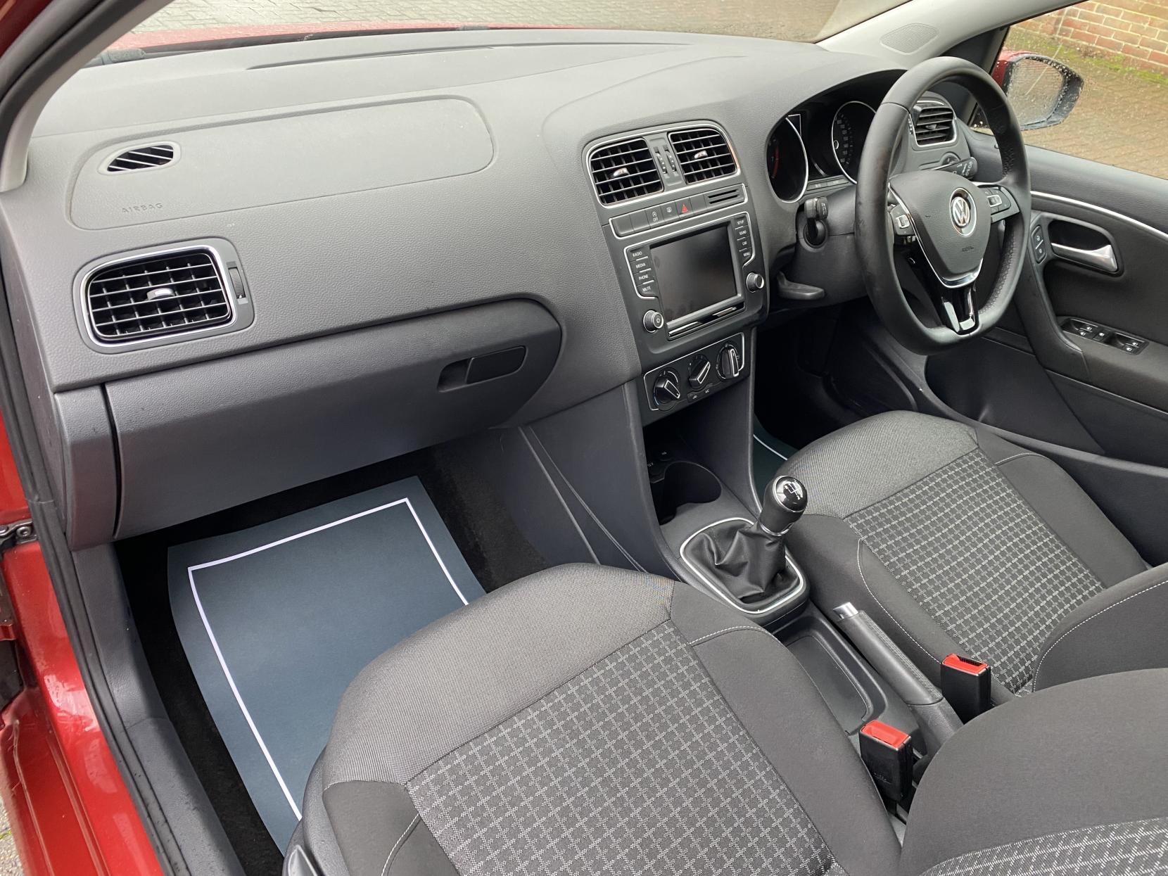 Volkswagen Polo 1.2 TSI BlueMotion Tech SE Hatchback 5dr Petrol Manual Euro 6 (s/s) (90 ps)