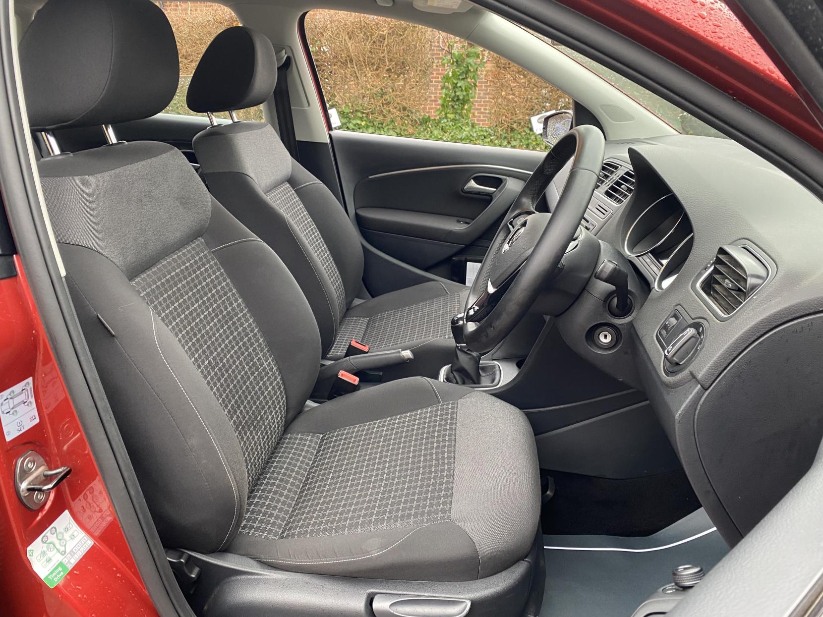 Volkswagen Polo 1.2 TSI BlueMotion Tech SE Hatchback 5dr Petrol Manual Euro 6 (s/s) (90 ps)