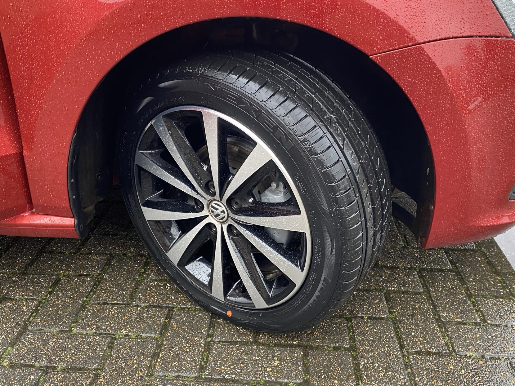 Volkswagen Polo 1.2 TSI BlueMotion Tech SE Hatchback 5dr Petrol Manual Euro 6 (s/s) (90 ps)