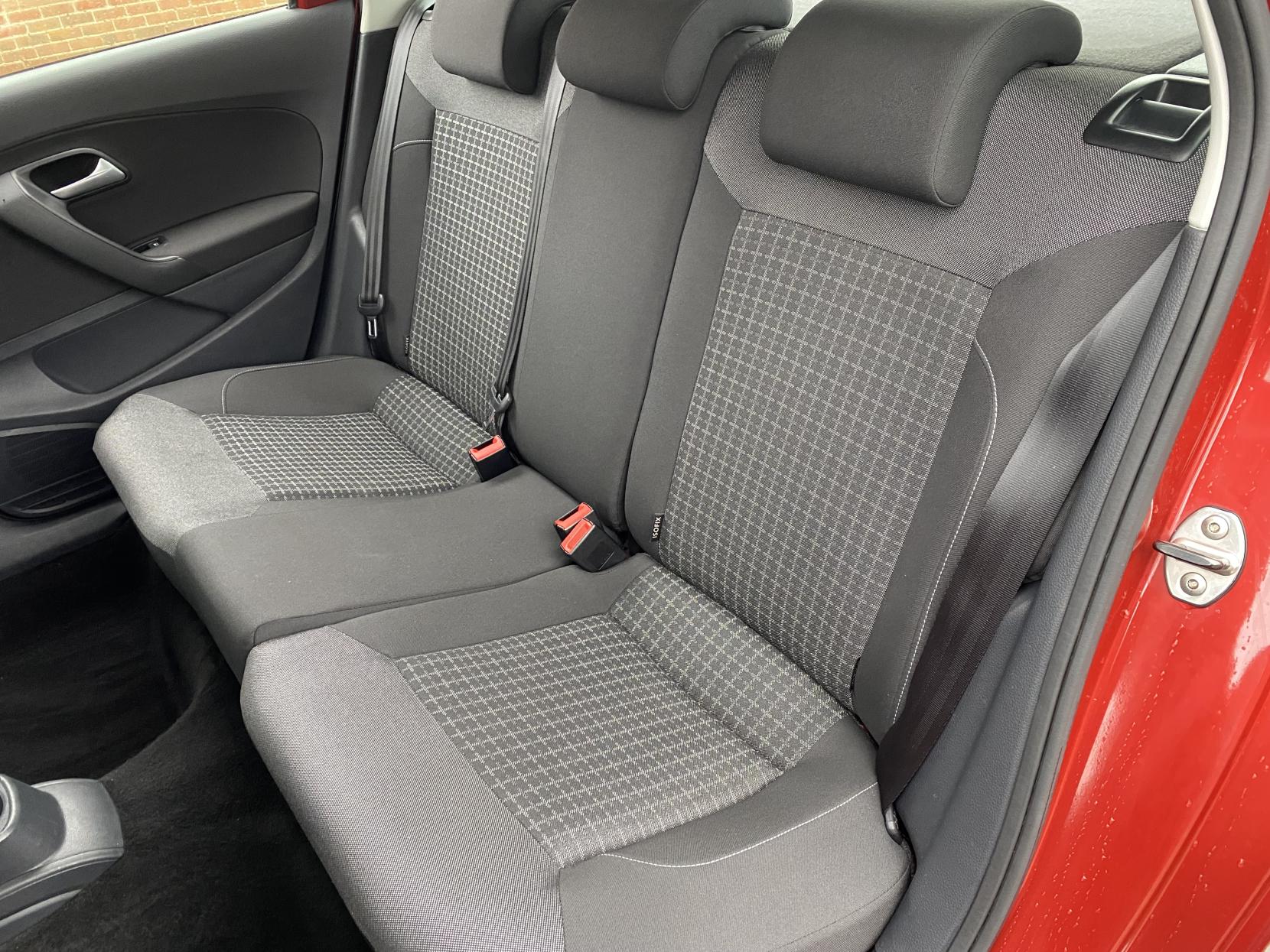 Volkswagen Polo 1.2 TSI BlueMotion Tech SE Hatchback 5dr Petrol Manual Euro 6 (s/s) (90 ps)