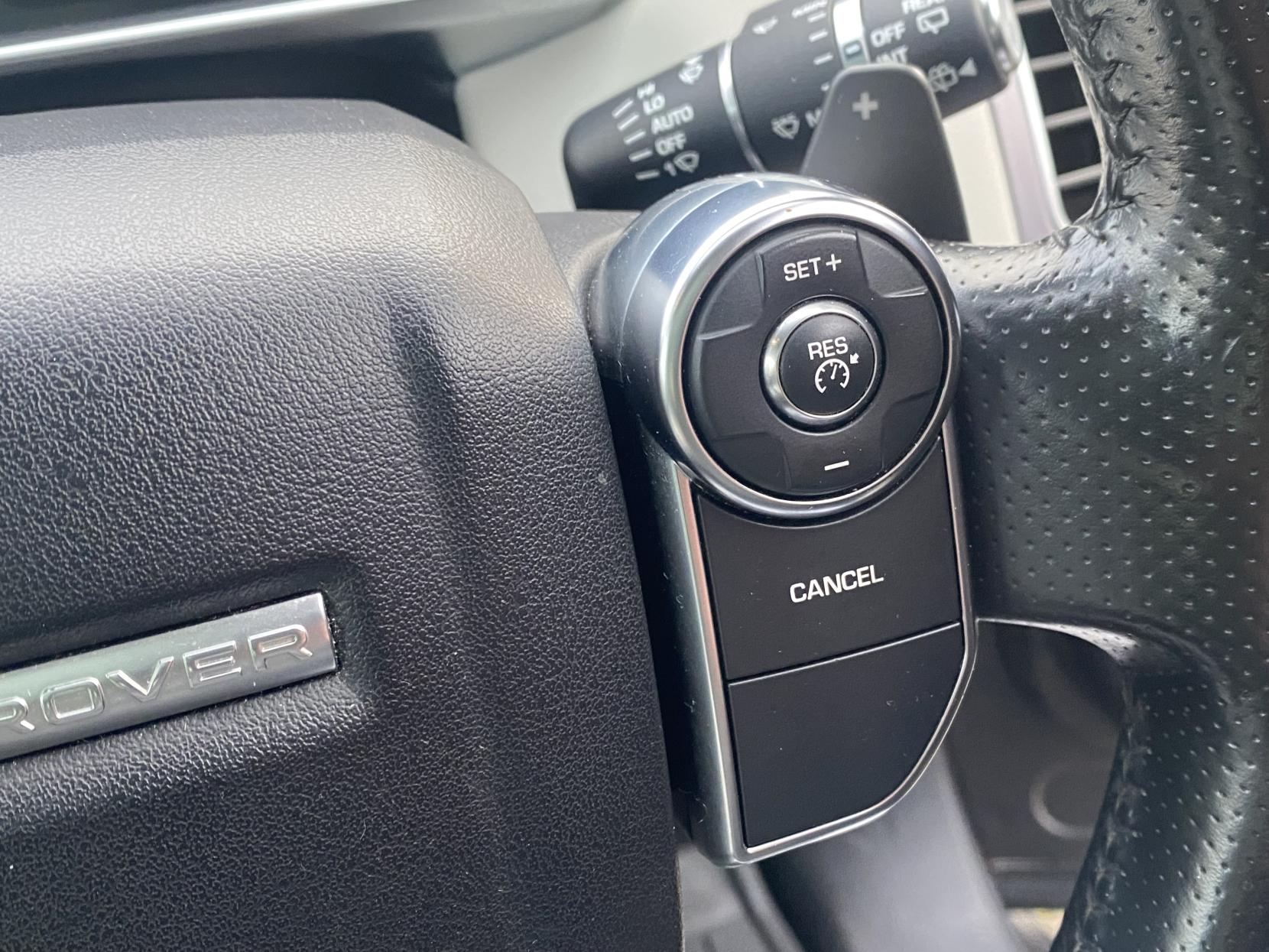 Land Rover Range Rover Sport 3.0 SD V6 HSE SUV 5dr Diesel Auto 4WD Euro 6 (s/s) (306 ps)