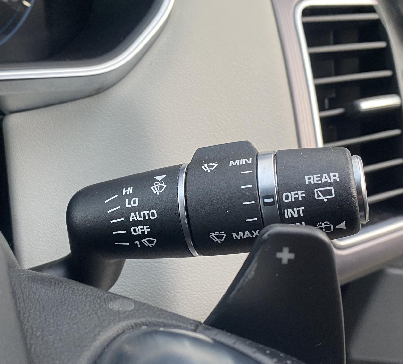 Land Rover Range Rover Sport 3.0 SD V6 HSE SUV 5dr Diesel Auto 4WD Euro 6 (s/s) (306 ps)