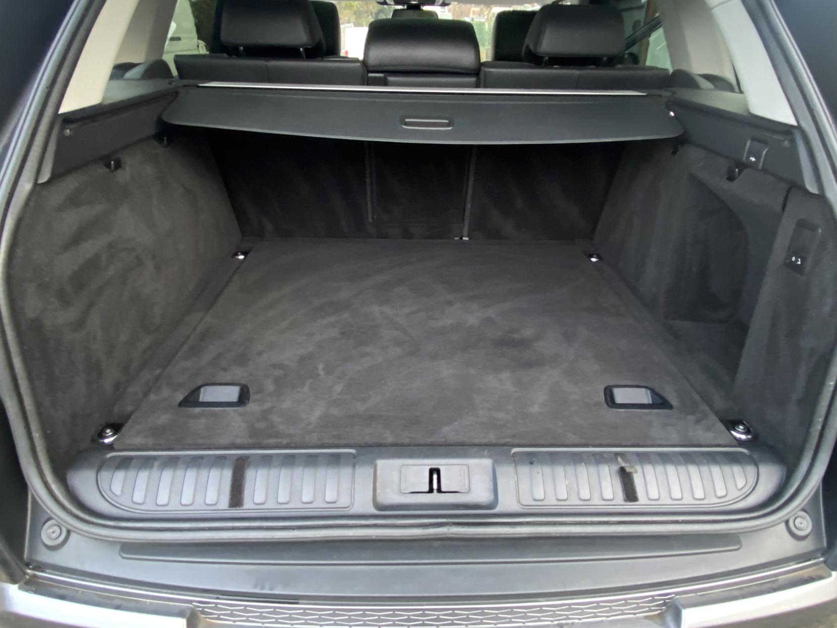 Land Rover Range Rover Sport 3.0 SD V6 HSE SUV 5dr Diesel Auto 4WD Euro 6 (s/s) (306 ps)