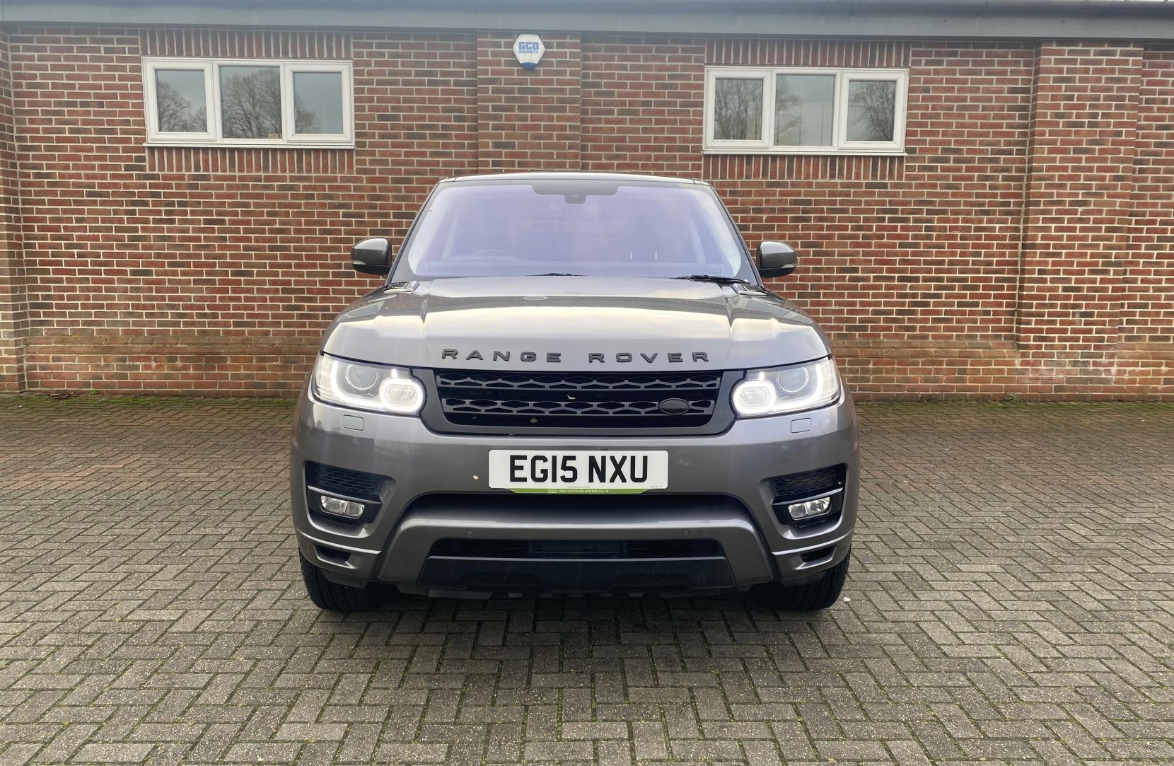 Land Rover Range Rover Sport 3.0 SD V6 HSE SUV 5dr Diesel Auto 4WD Euro 6 (s/s) (306 ps)