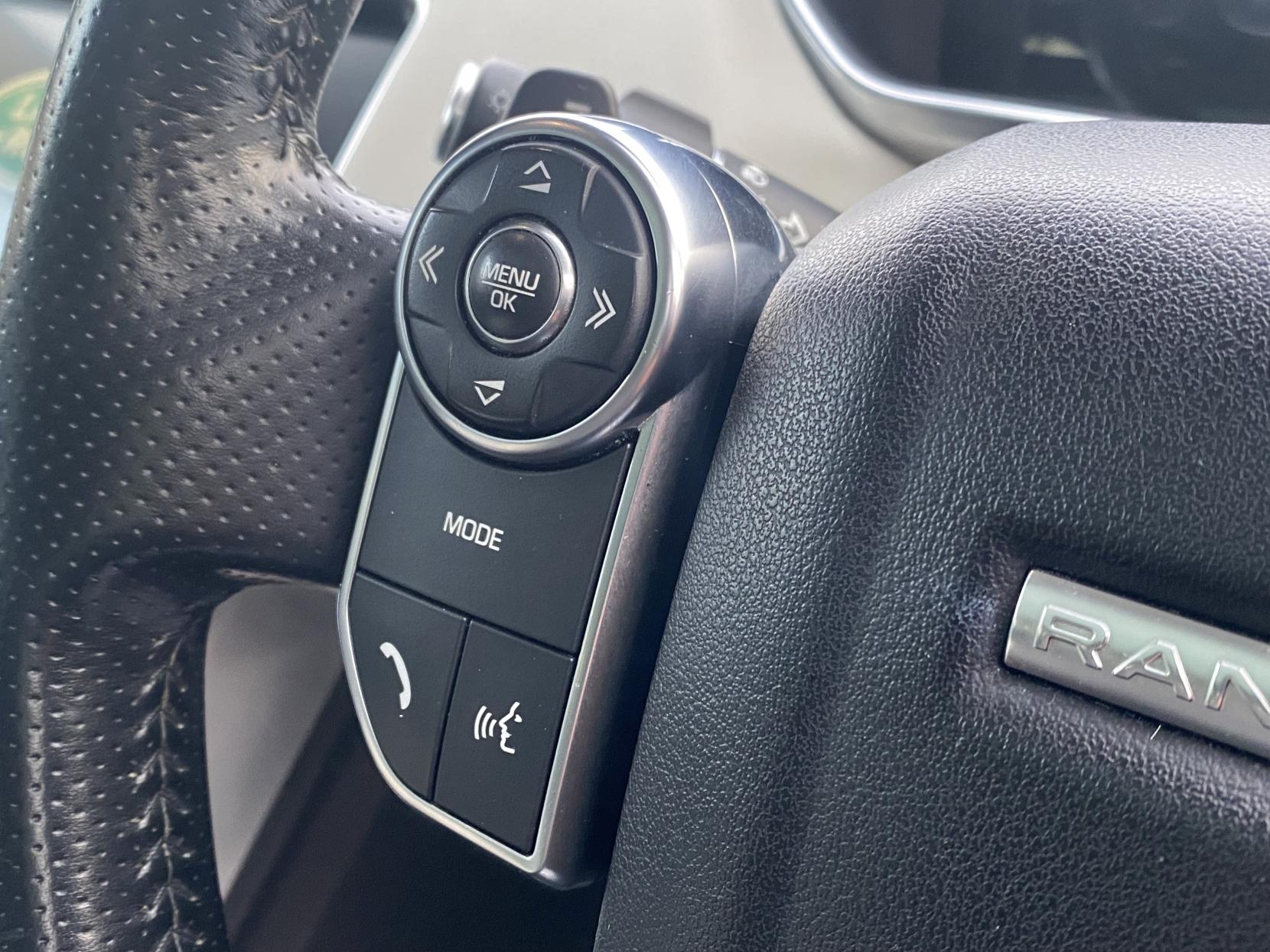 Land Rover Range Rover Sport 3.0 SD V6 HSE SUV 5dr Diesel Auto 4WD Euro 6 (s/s) (306 ps)