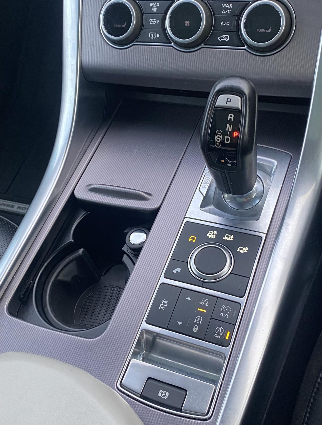 Land Rover Range Rover Sport 3.0 SD V6 HSE SUV 5dr Diesel Auto 4WD Euro 6 (s/s) (306 ps)