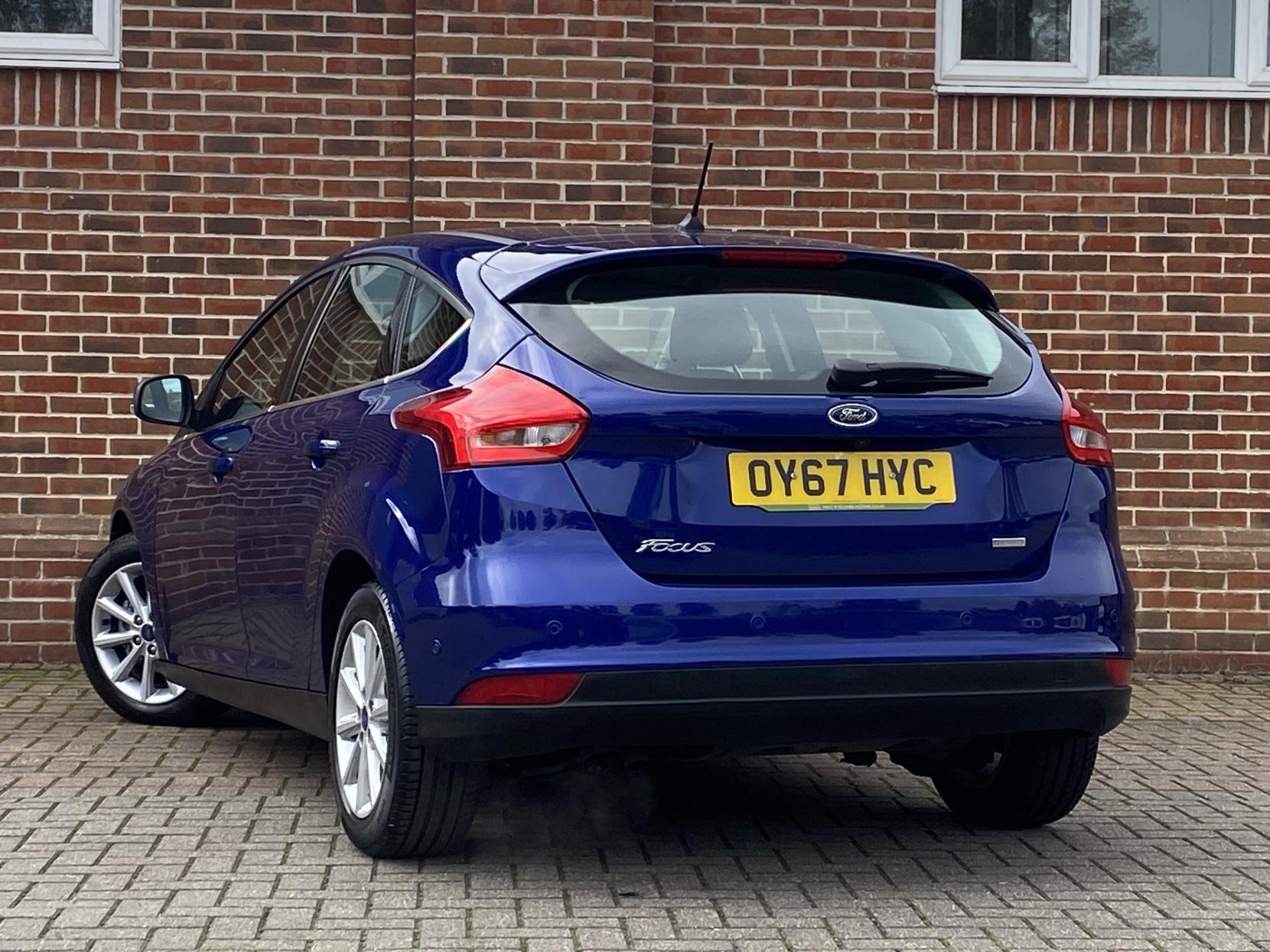 Ford Focus 1.0T EcoBoost Titanium Hatchback 5dr Petrol Manual Euro 6 (s/s) (125 ps)