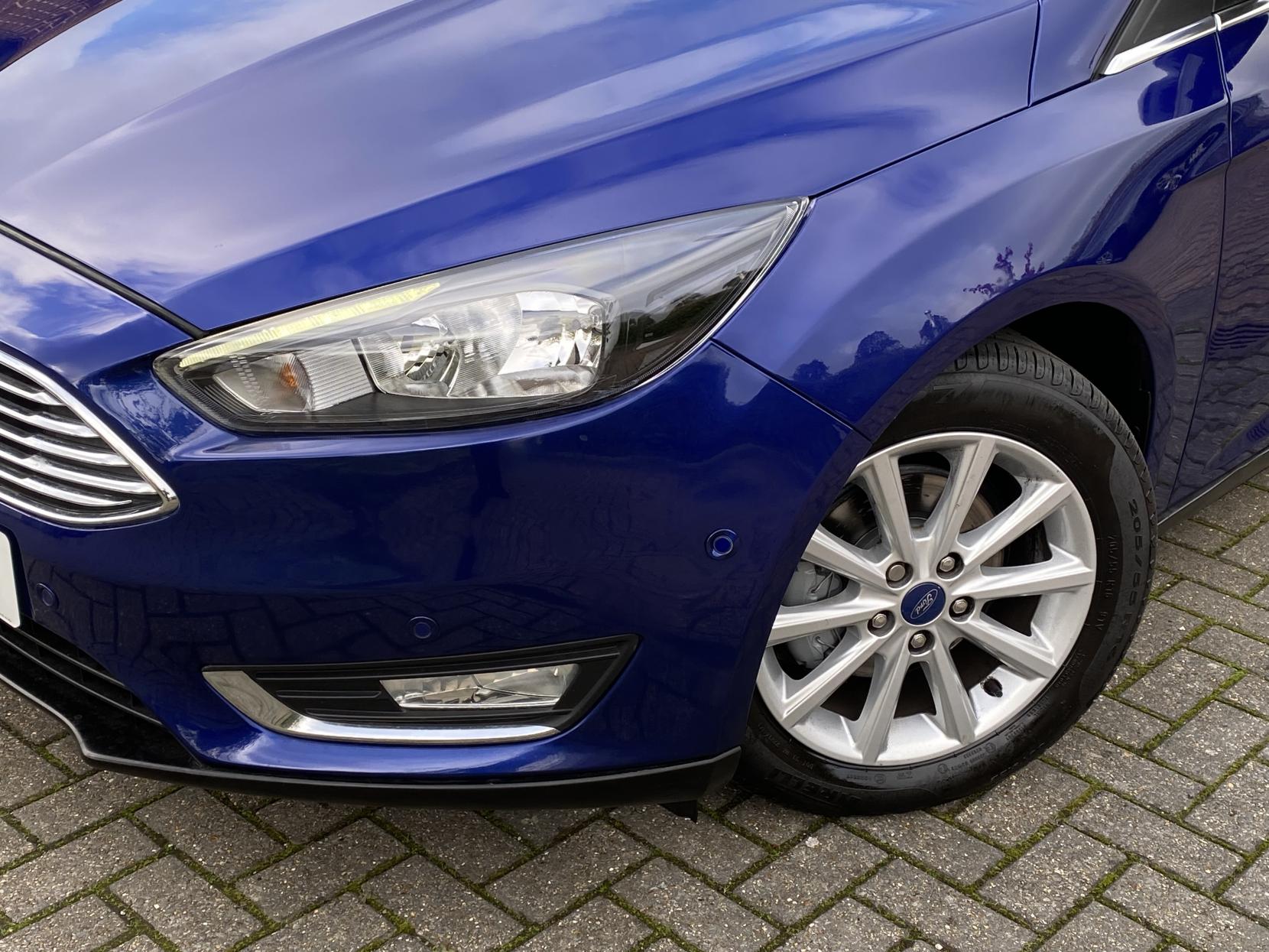 Ford Focus 1.0T EcoBoost Titanium Hatchback 5dr Petrol Manual Euro 6 (s/s) (125 ps)