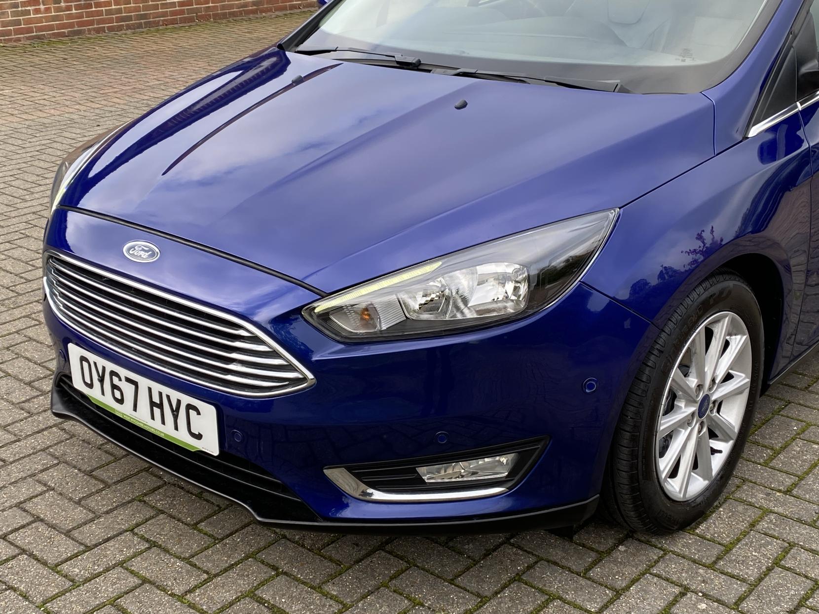 Ford Focus 1.0T EcoBoost Titanium Hatchback 5dr Petrol Manual Euro 6 (s/s) (125 ps)