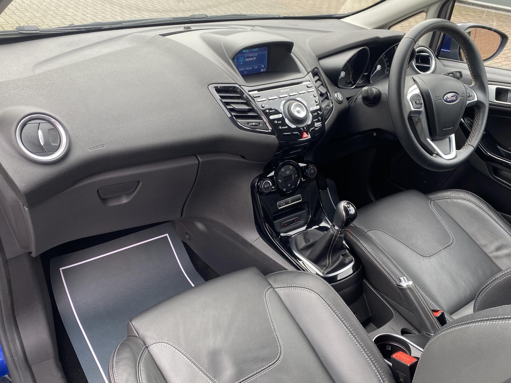 Ford Fiesta 1.0T EcoBoost Titanium Hatchback 3dr Petrol Manual Euro 6 (s/s) (125 ps)