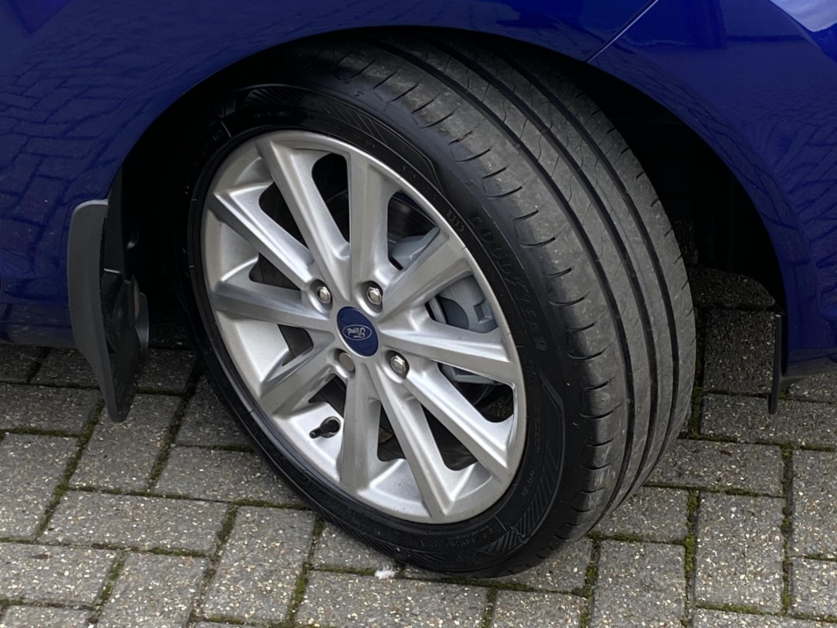 Ford Fiesta 1.0T EcoBoost Titanium Hatchback 3dr Petrol Manual Euro 6 (s/s) (125 ps)