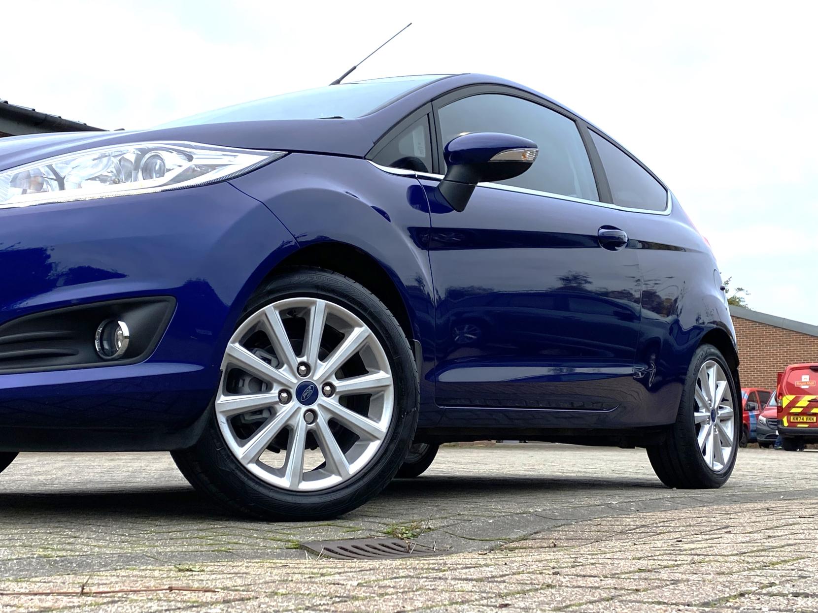 Ford Fiesta 1.0T EcoBoost Titanium Hatchback 3dr Petrol Manual Euro 6 (s/s) (125 ps)