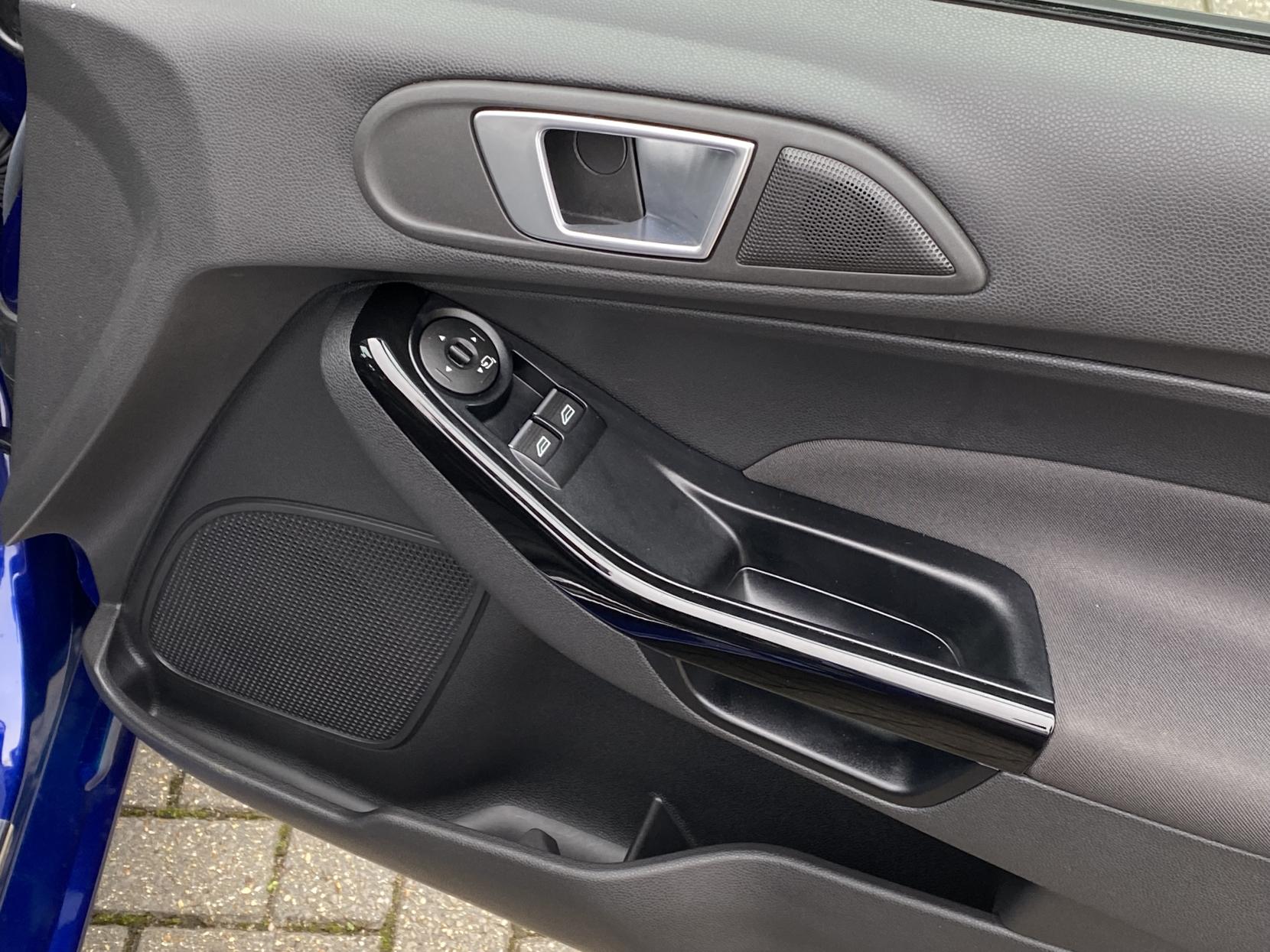 Ford Fiesta 1.0T EcoBoost Titanium Hatchback 3dr Petrol Manual Euro 6 (s/s) (125 ps)