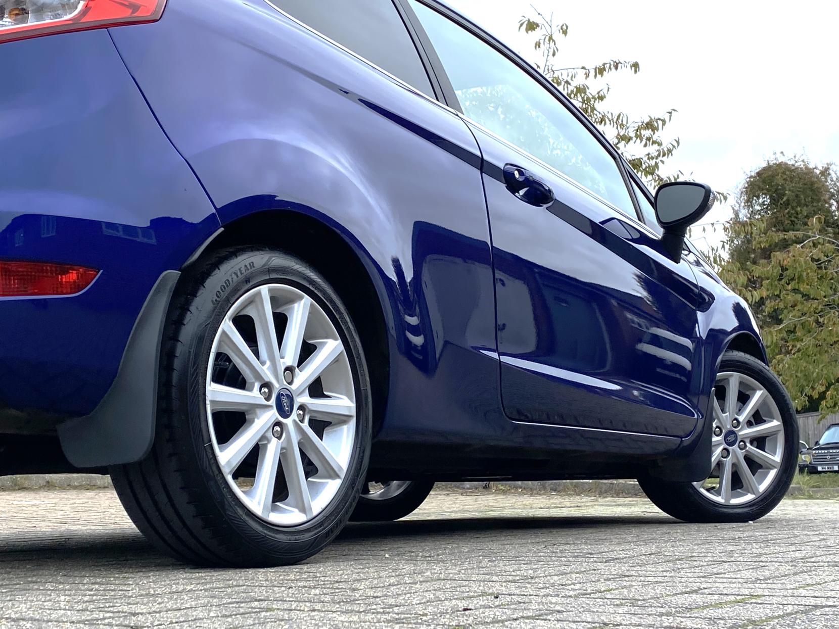 Ford Fiesta 1.0T EcoBoost Titanium Hatchback 3dr Petrol Manual Euro 6 (s/s) (125 ps)