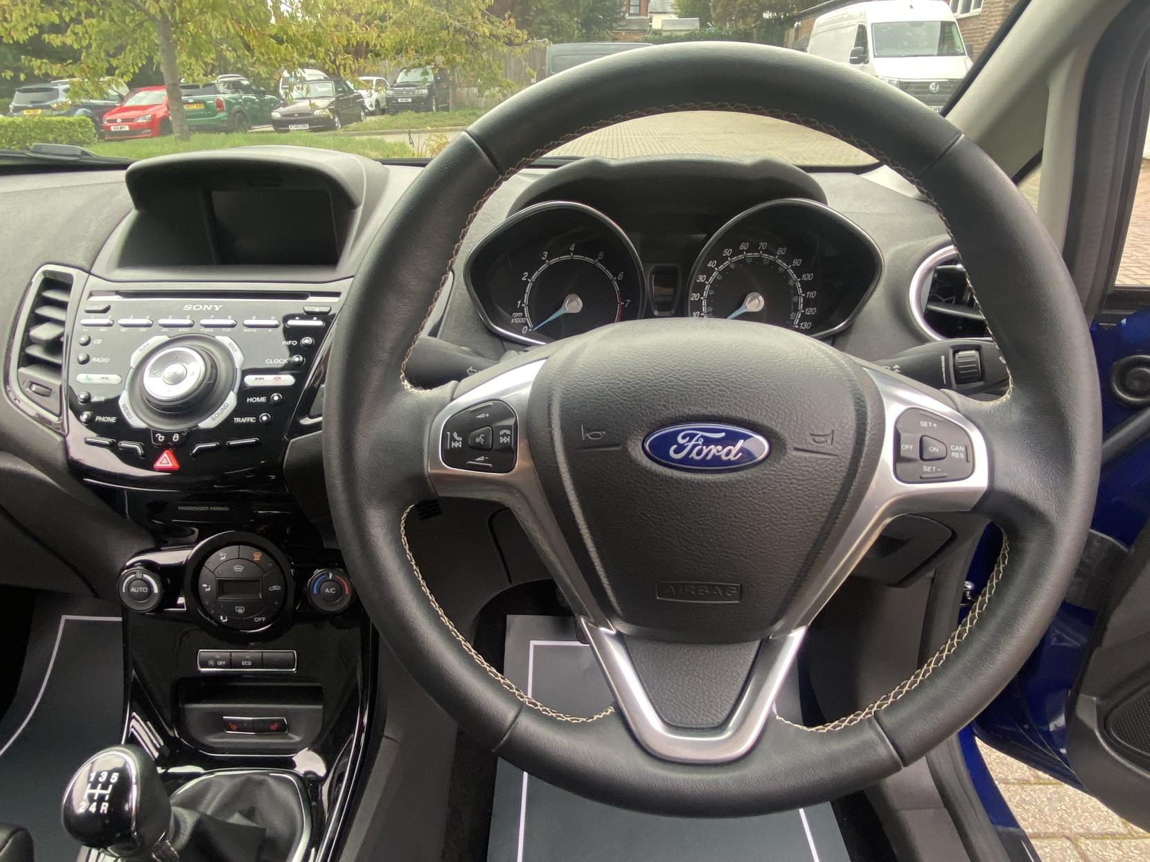 Ford Fiesta 1.0T EcoBoost Titanium Hatchback 3dr Petrol Manual Euro 6 (s/s) (125 ps)