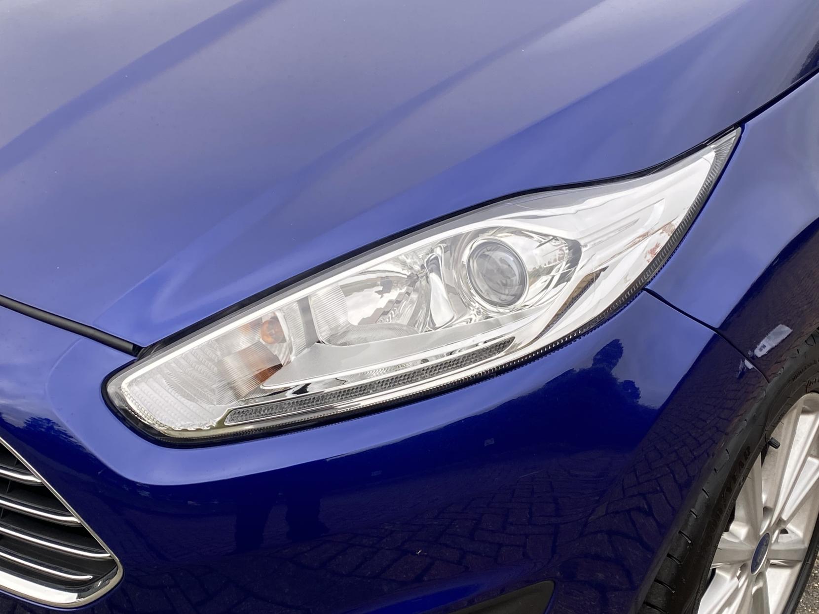 Ford Fiesta 1.0T EcoBoost Titanium Hatchback 3dr Petrol Manual Euro 6 (s/s) (125 ps)