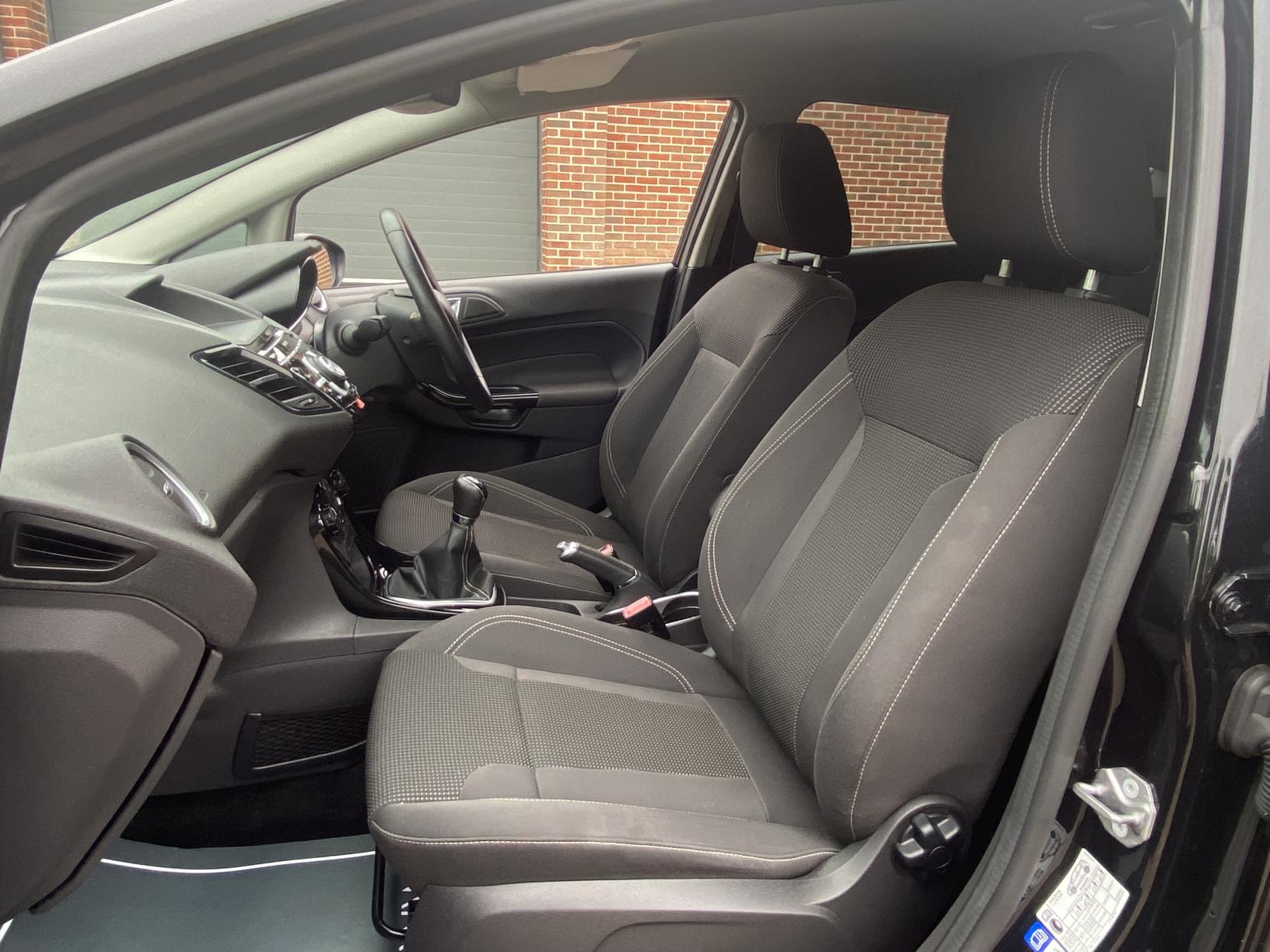Ford Fiesta 1.0T EcoBoost Titanium Hatchback 5dr Petrol Manual Euro 6 (s/s) (100 ps)