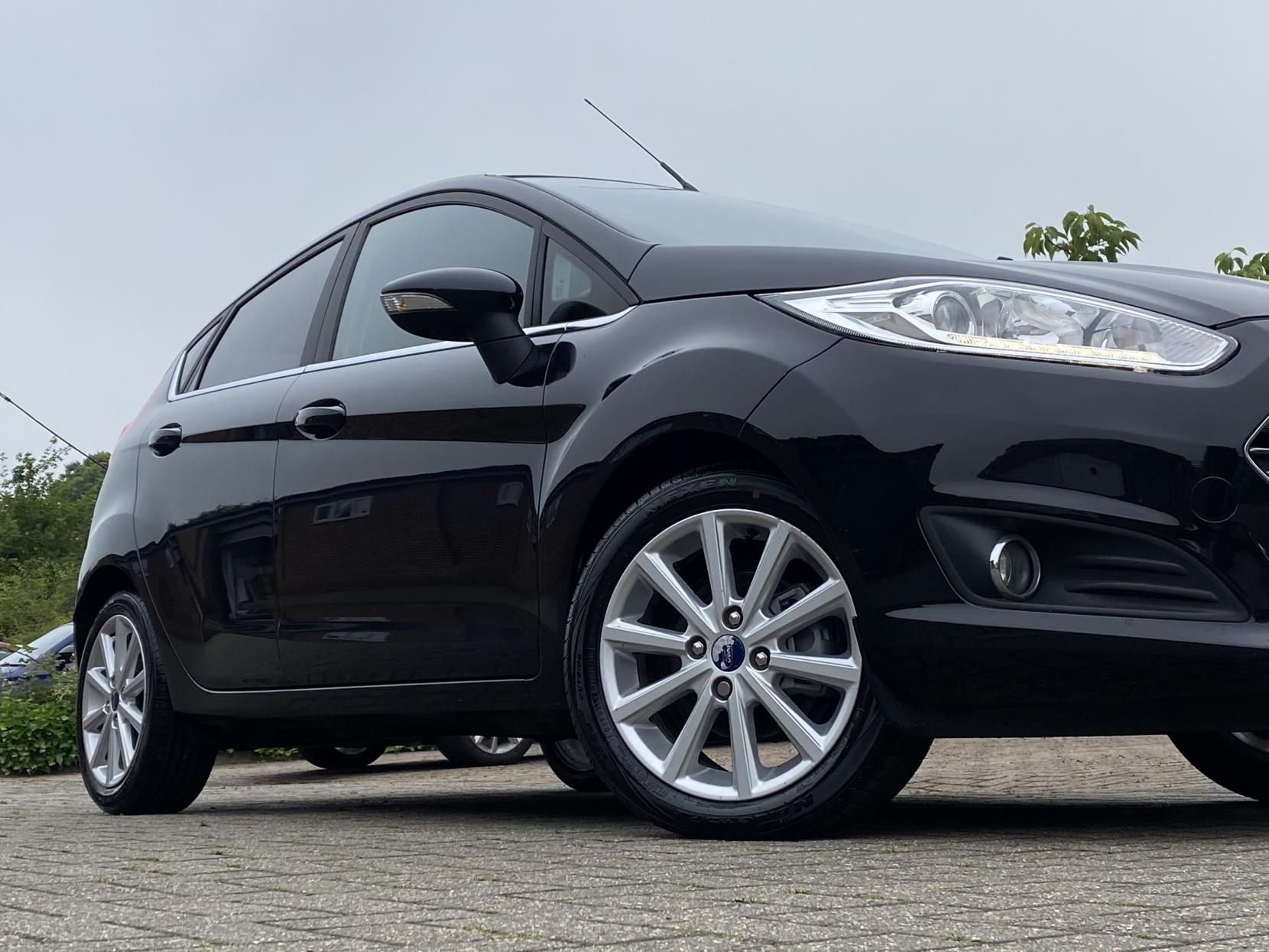 Ford Fiesta 1.0T EcoBoost Titanium Hatchback 5dr Petrol Manual Euro 6 (s/s) (100 ps)