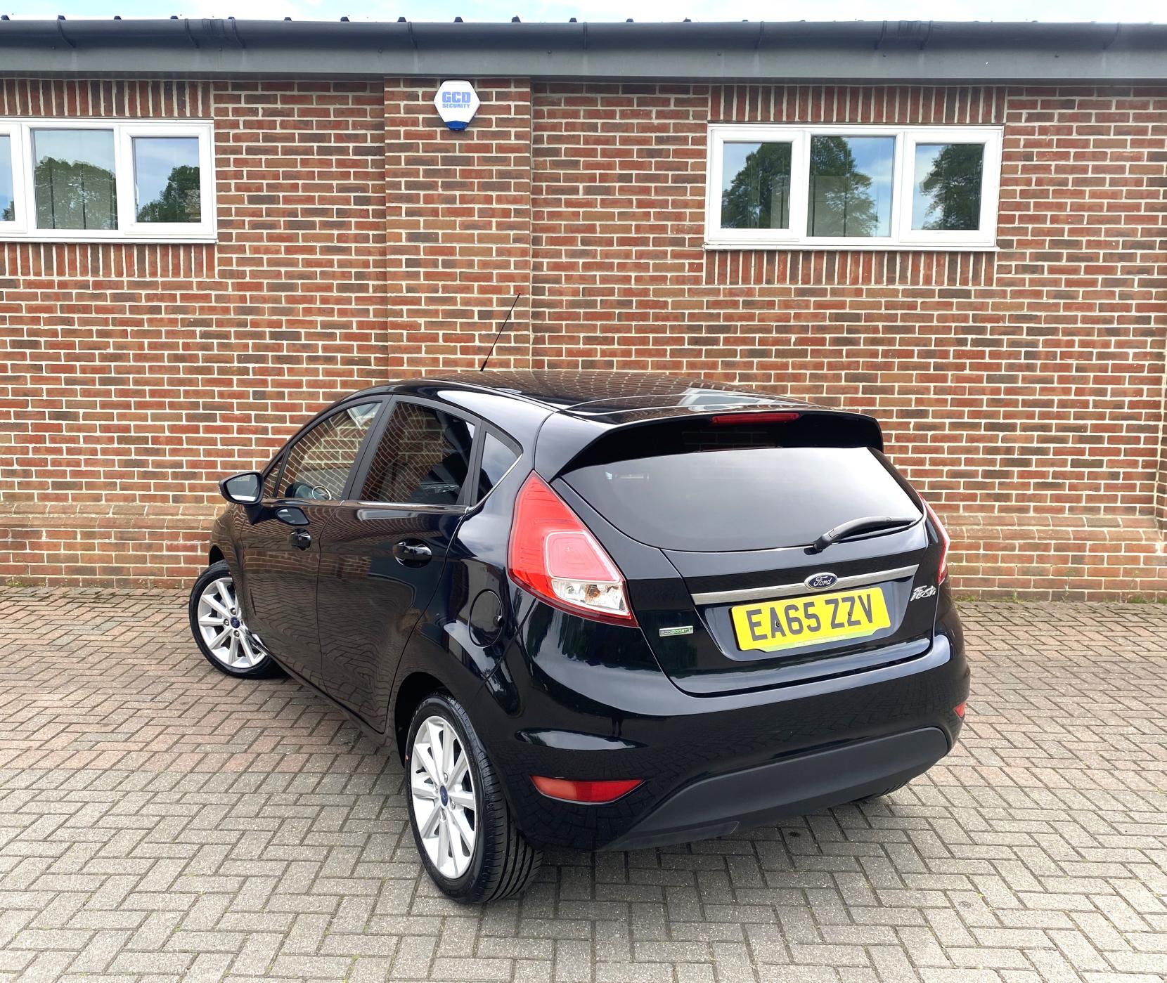 Ford Fiesta 1.0T EcoBoost Titanium Hatchback 5dr Petrol Manual Euro 6 (s/s) (100 ps)