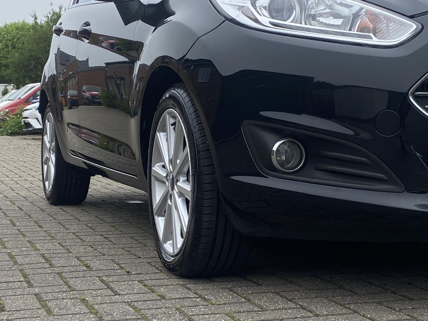Ford Fiesta 1.0T EcoBoost Titanium Hatchback 5dr Petrol Manual Euro 6 (s/s) (100 ps)