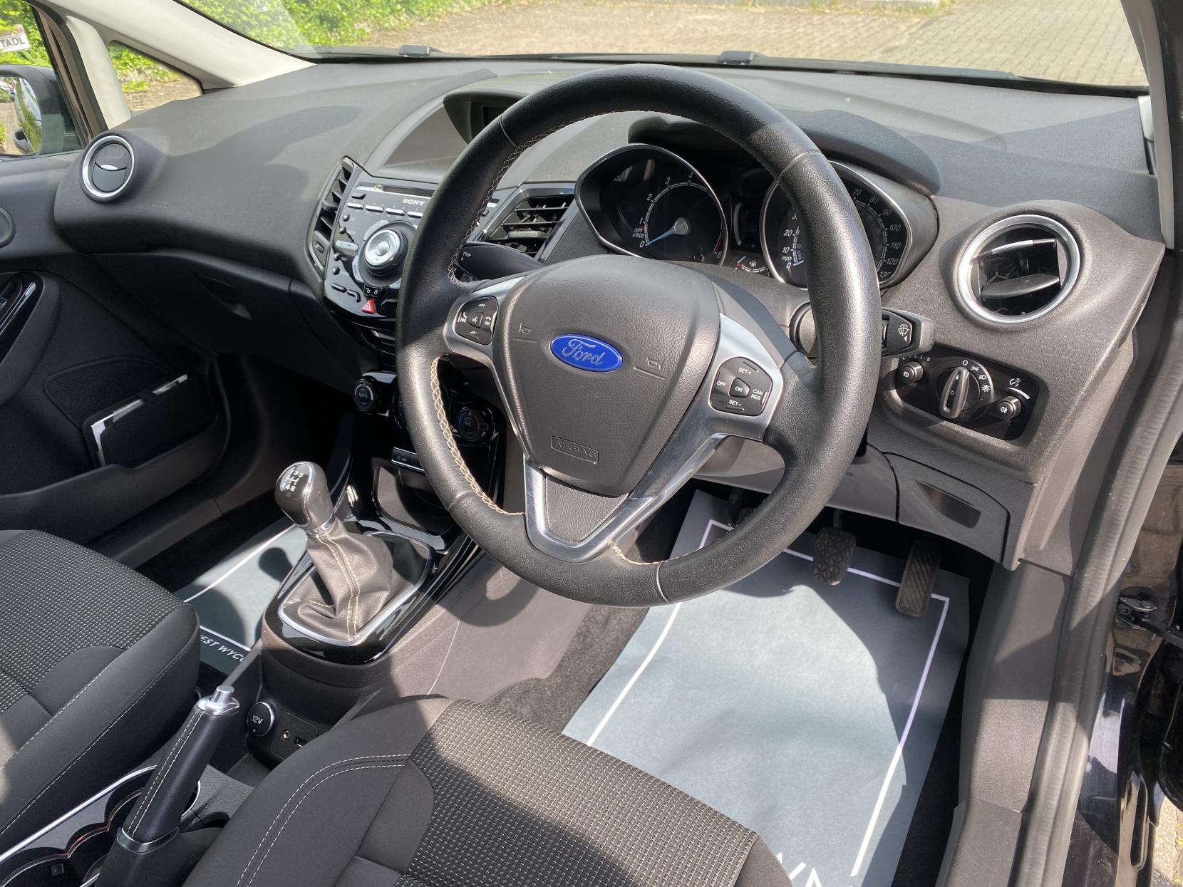 Ford Fiesta 1.0T EcoBoost Titanium Hatchback 5dr Petrol Manual Euro 6 (s/s) (100 ps)
