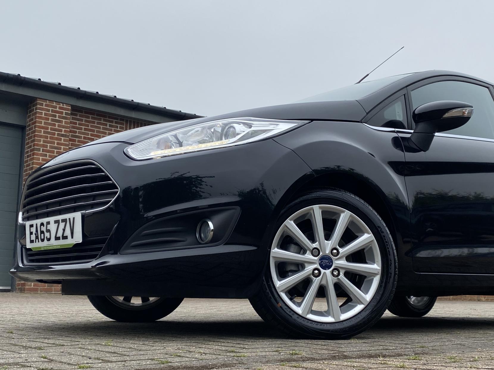 Ford Fiesta 1.0T EcoBoost Titanium Hatchback 5dr Petrol Manual Euro 6 (s/s) (100 ps)
