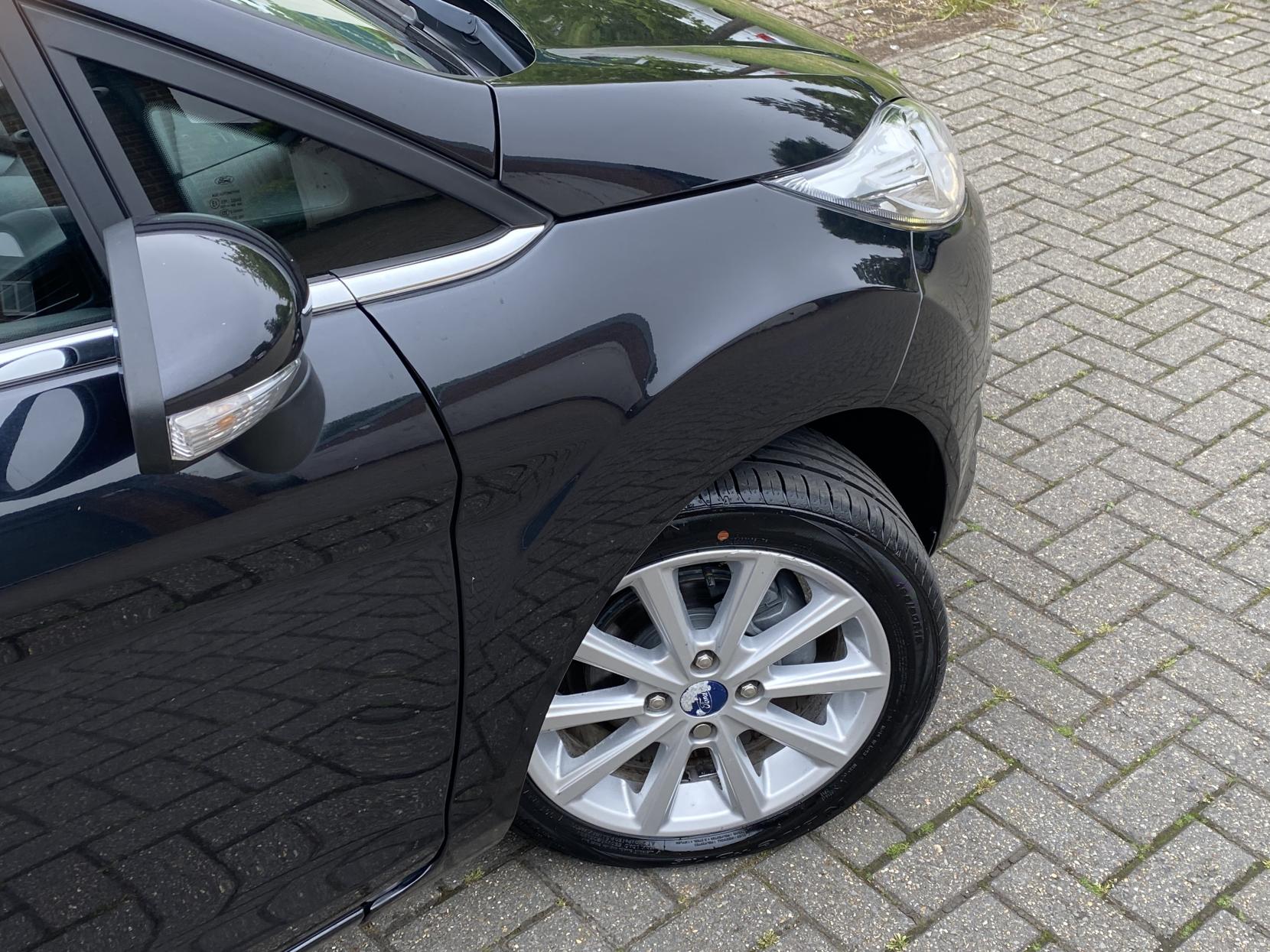 Ford Fiesta 1.0T EcoBoost Titanium Hatchback 5dr Petrol Manual Euro 6 (s/s) (100 ps)