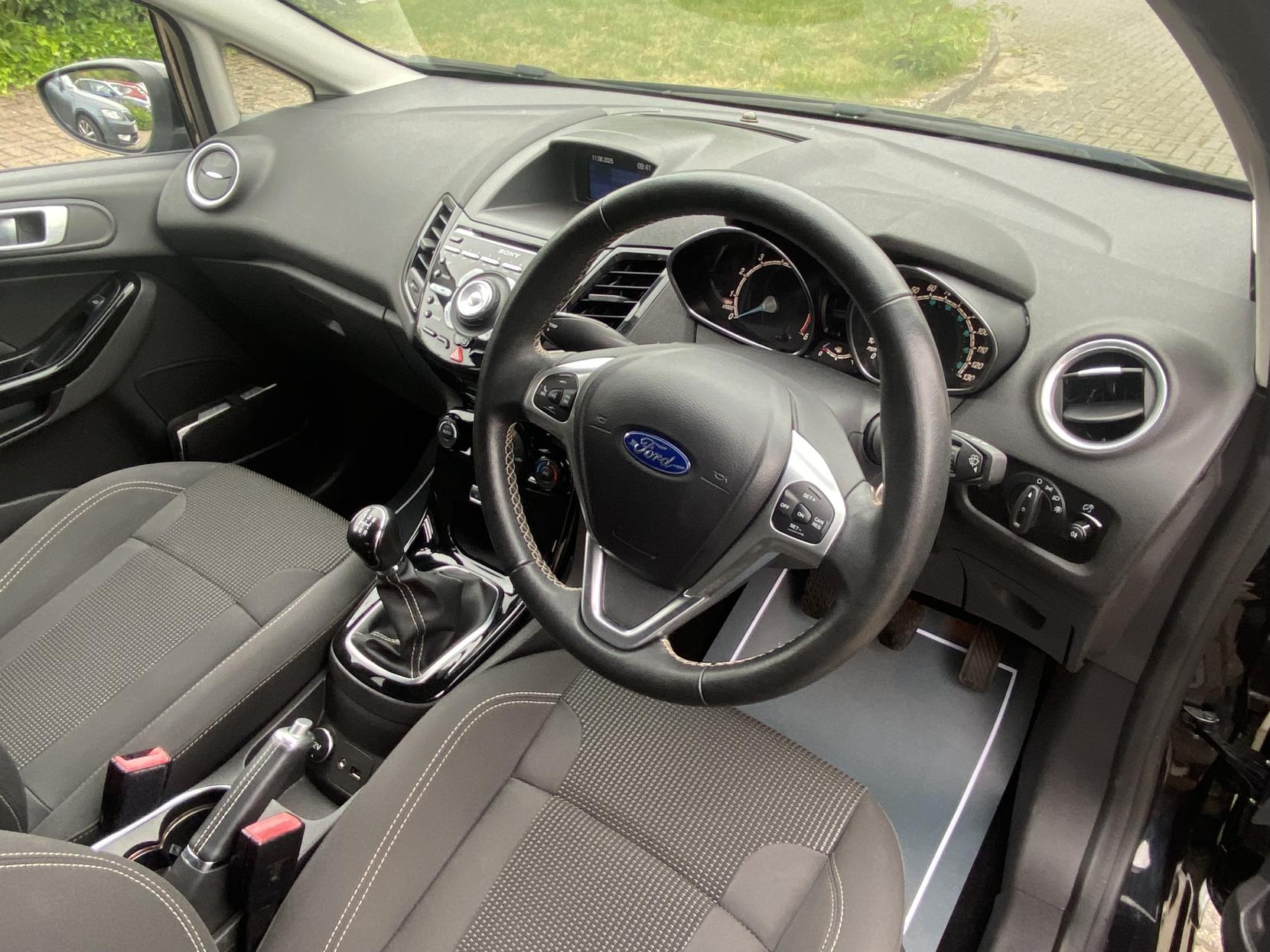 Ford Fiesta 1.0T EcoBoost Titanium Hatchback 5dr Petrol Manual Euro 6 (s/s) (100 ps)