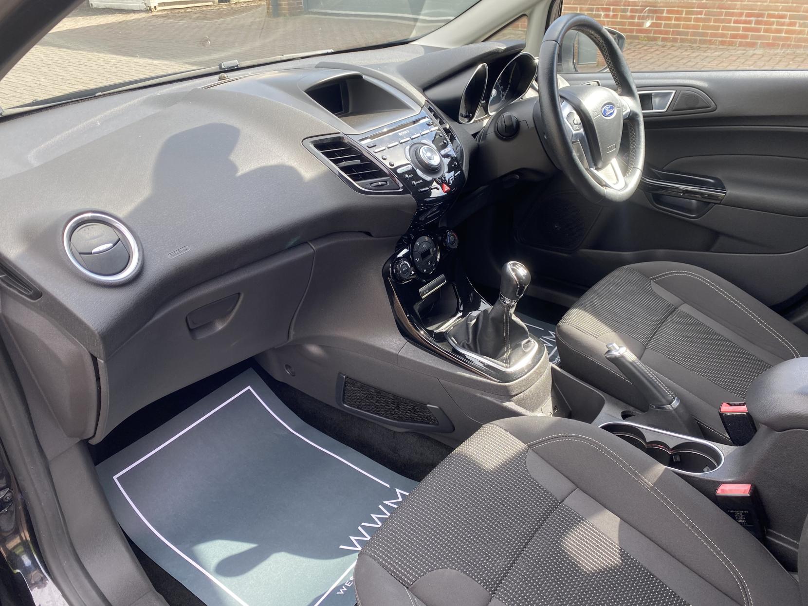 Ford Fiesta 1.0T EcoBoost Titanium Hatchback 5dr Petrol Manual Euro 6 (s/s) (100 ps)