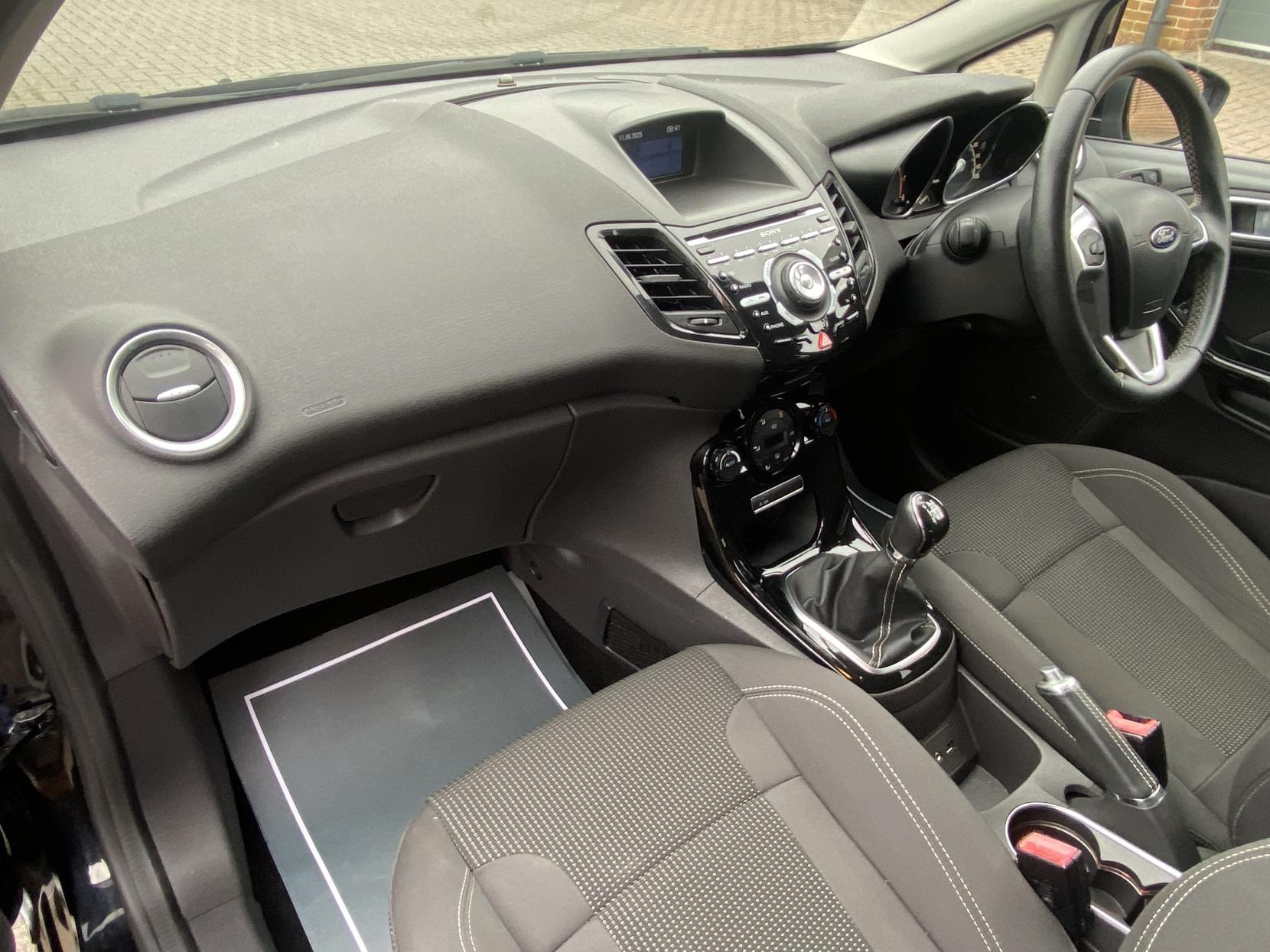 Ford Fiesta 1.0T EcoBoost Titanium Hatchback 5dr Petrol Manual Euro 6 (s/s) (100 ps)