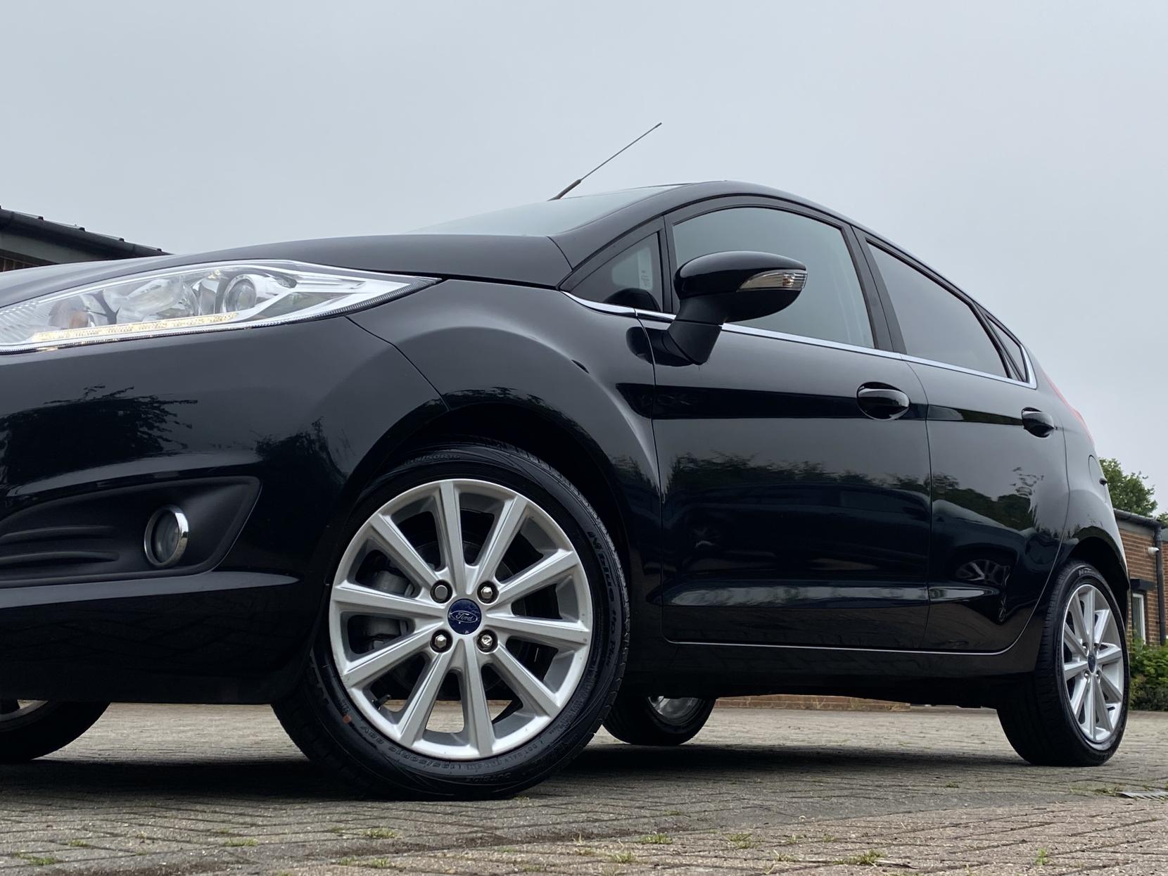 Ford Fiesta 1.0T EcoBoost Titanium Hatchback 5dr Petrol Manual Euro 6 (s/s) (100 ps)