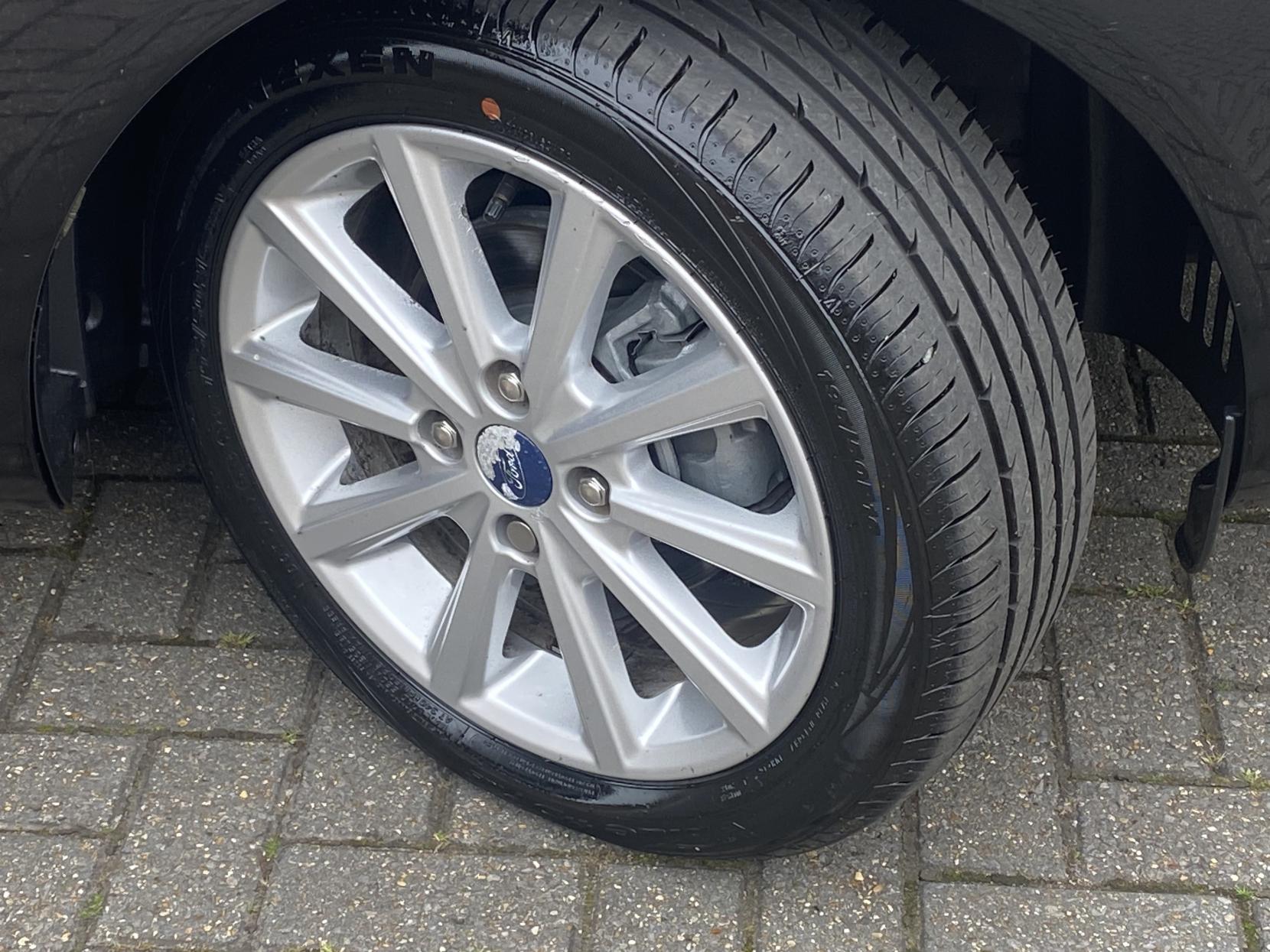Ford Fiesta 1.0T EcoBoost Titanium Hatchback 5dr Petrol Manual Euro 6 (s/s) (100 ps)