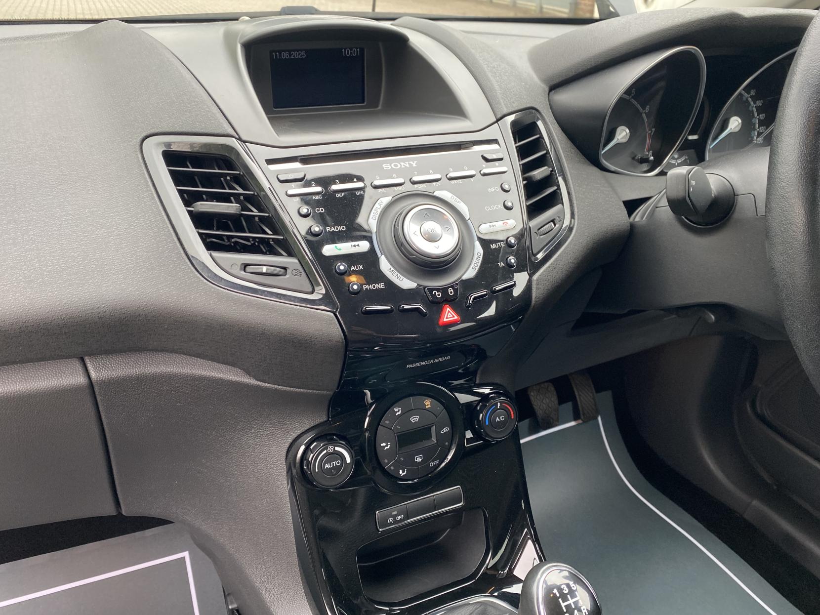 Ford Fiesta 1.0T EcoBoost Titanium Hatchback 5dr Petrol Manual Euro 6 (s/s) (100 ps)