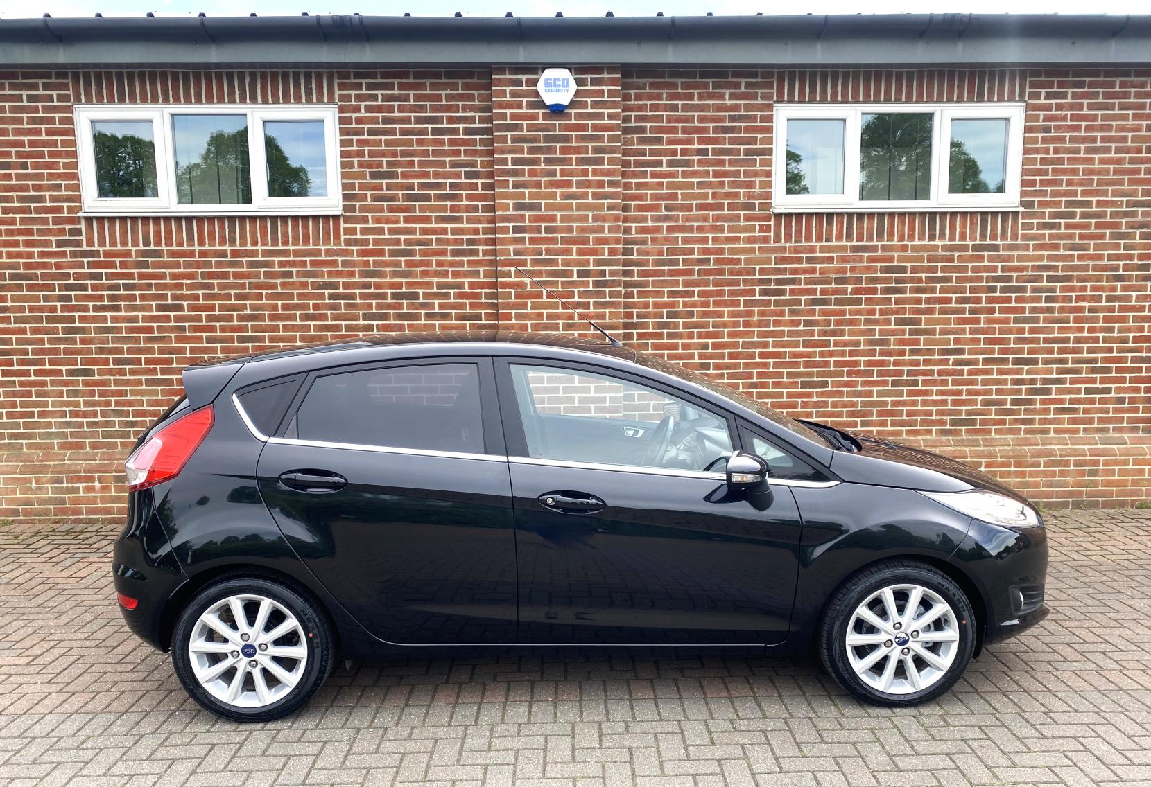 Ford Fiesta 1.0T EcoBoost Titanium Hatchback 5dr Petrol Manual Euro 6 (s/s) (100 ps)