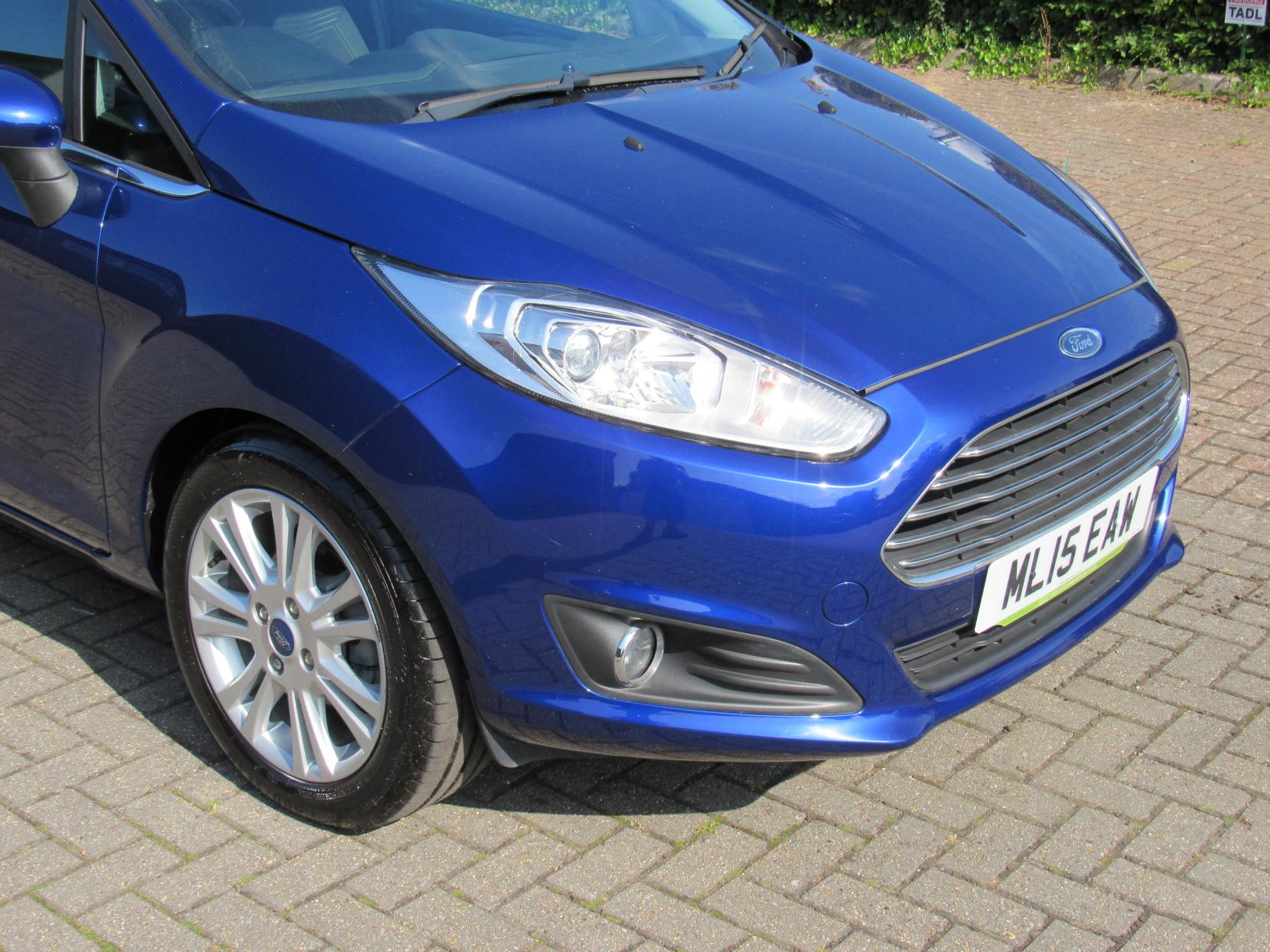 Ford Fiesta 1.0T EcoBoost Zetec Hatchback 5dr Petrol Manual Euro 5 (s/s) (100 ps)