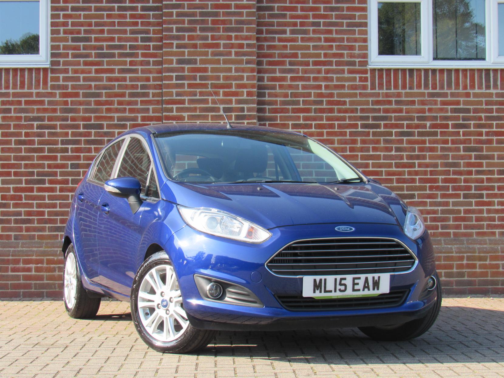 Ford Fiesta 1.0T EcoBoost Zetec Hatchback 5dr Petrol Manual Euro 5 (s/s) (100 ps)