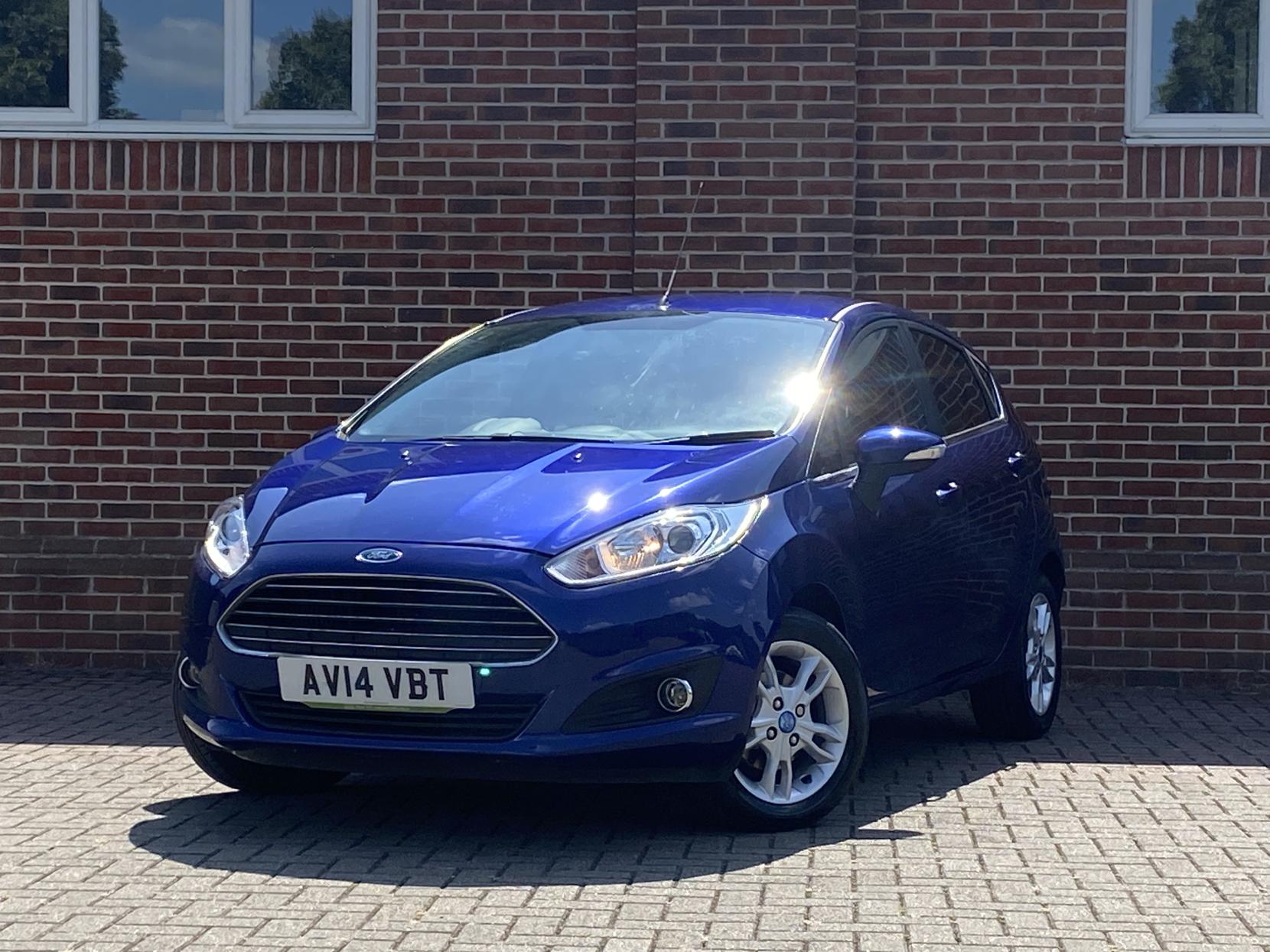 Ford Fiesta 1.0T EcoBoost Zetec Hatchback 5dr Petrol Manual Euro 5 (s/s) (100 ps)