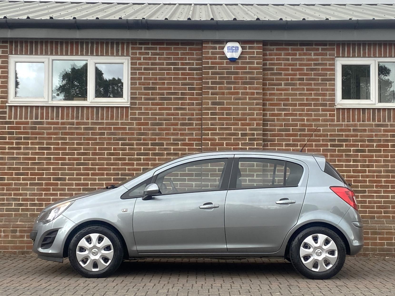 Vauxhall Corsa 1.2 16V Exclusiv Hatchback 5dr Petrol Easytronic Euro 5 (A/C) (85 ps)
