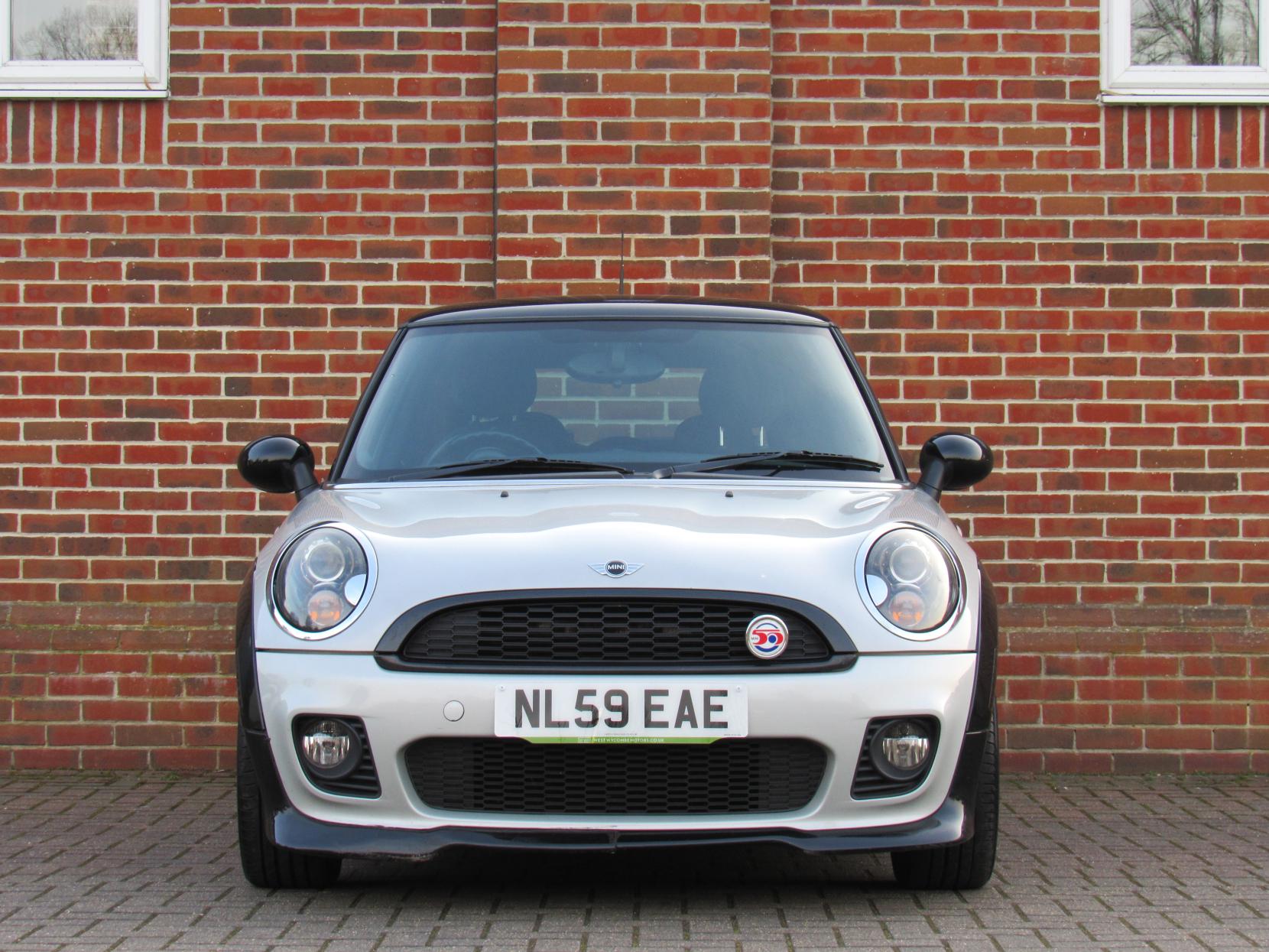 MINI Hatch 1.6 Cooper Camden Hatchback 3dr Petrol Manual Euro 4 (120 ps)